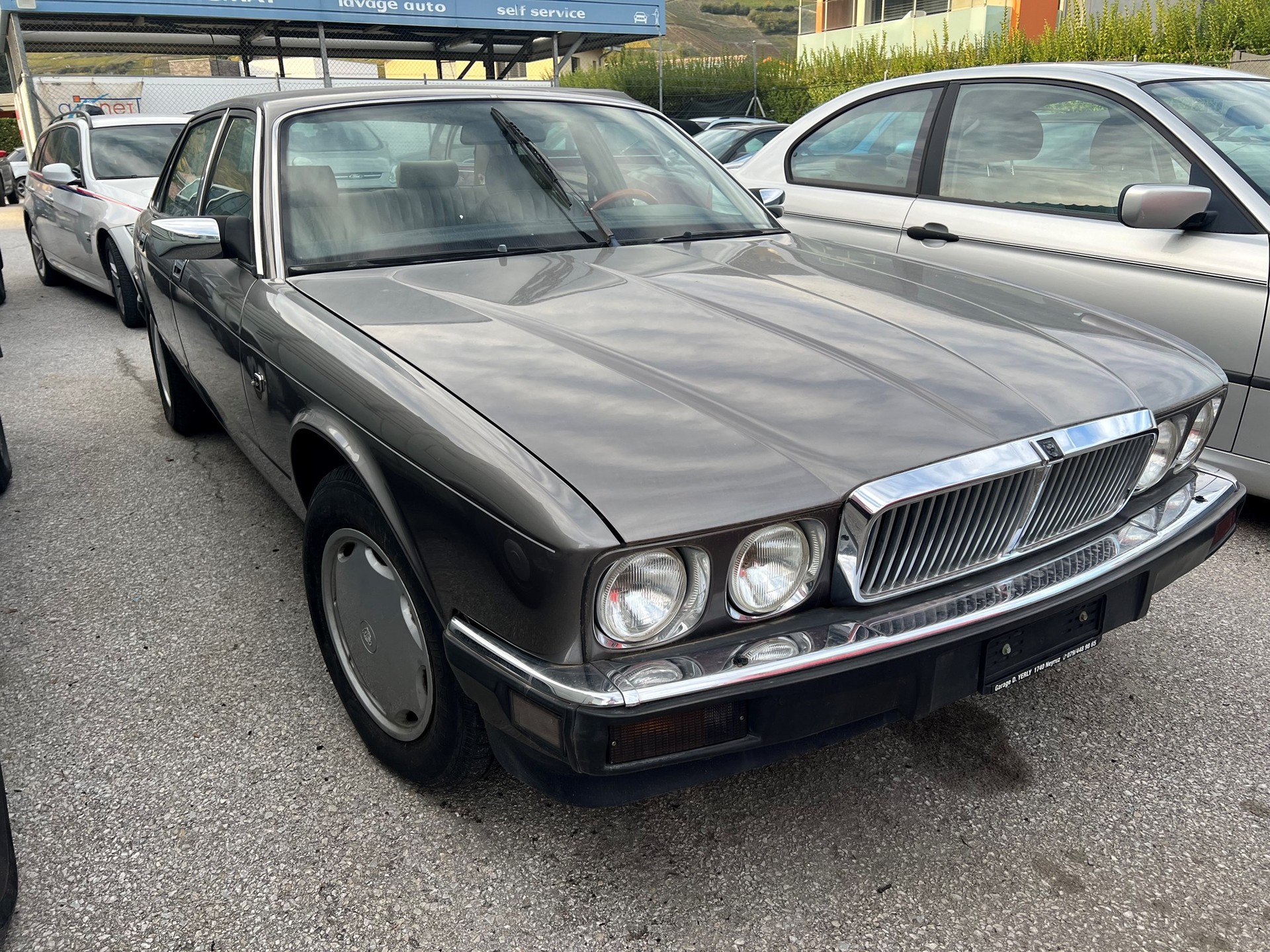 JAGUAR XJ6 3.2-image-1
