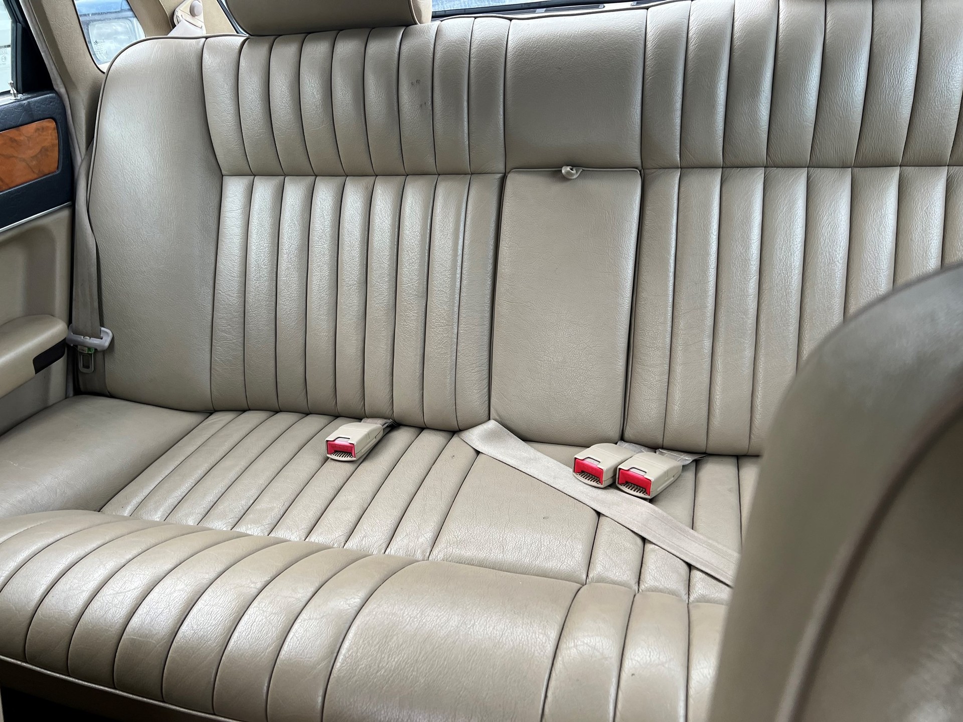 JAGUAR XJ6 3.2-image-5