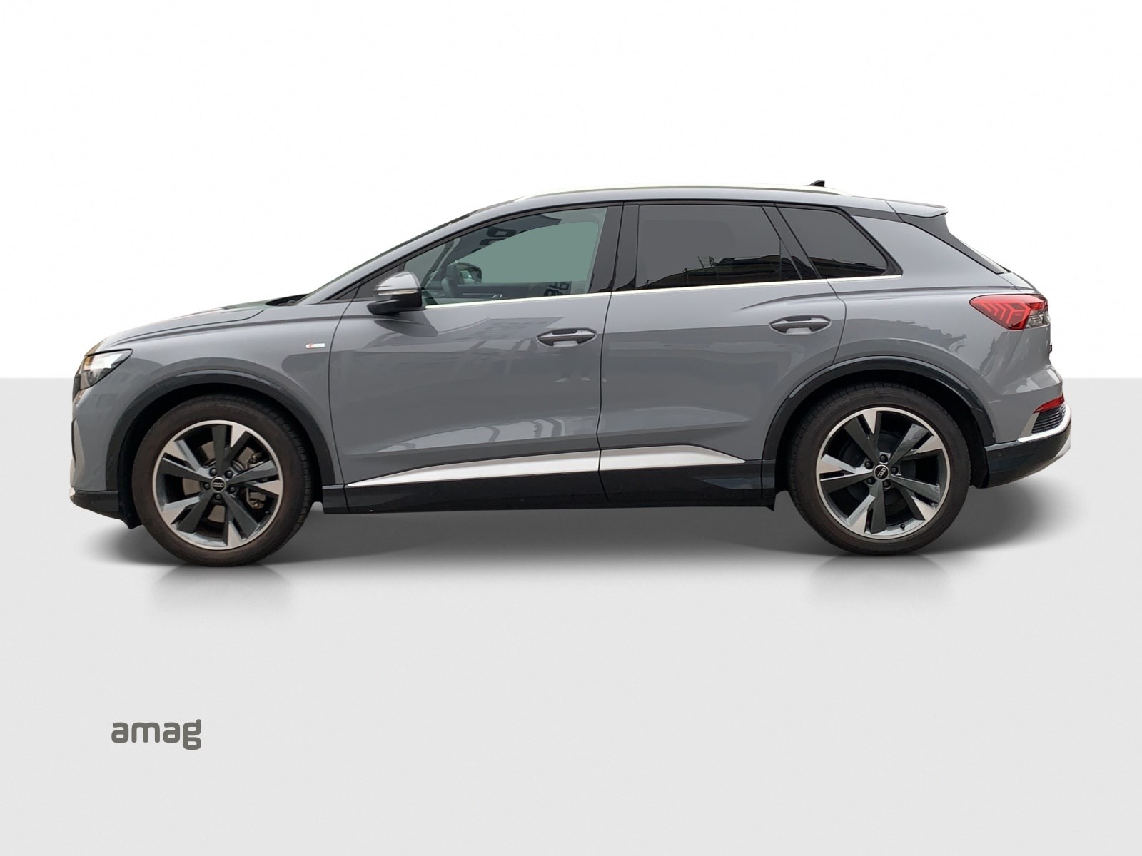 AUDI Q4 e-tron 45 quattro-image-0
