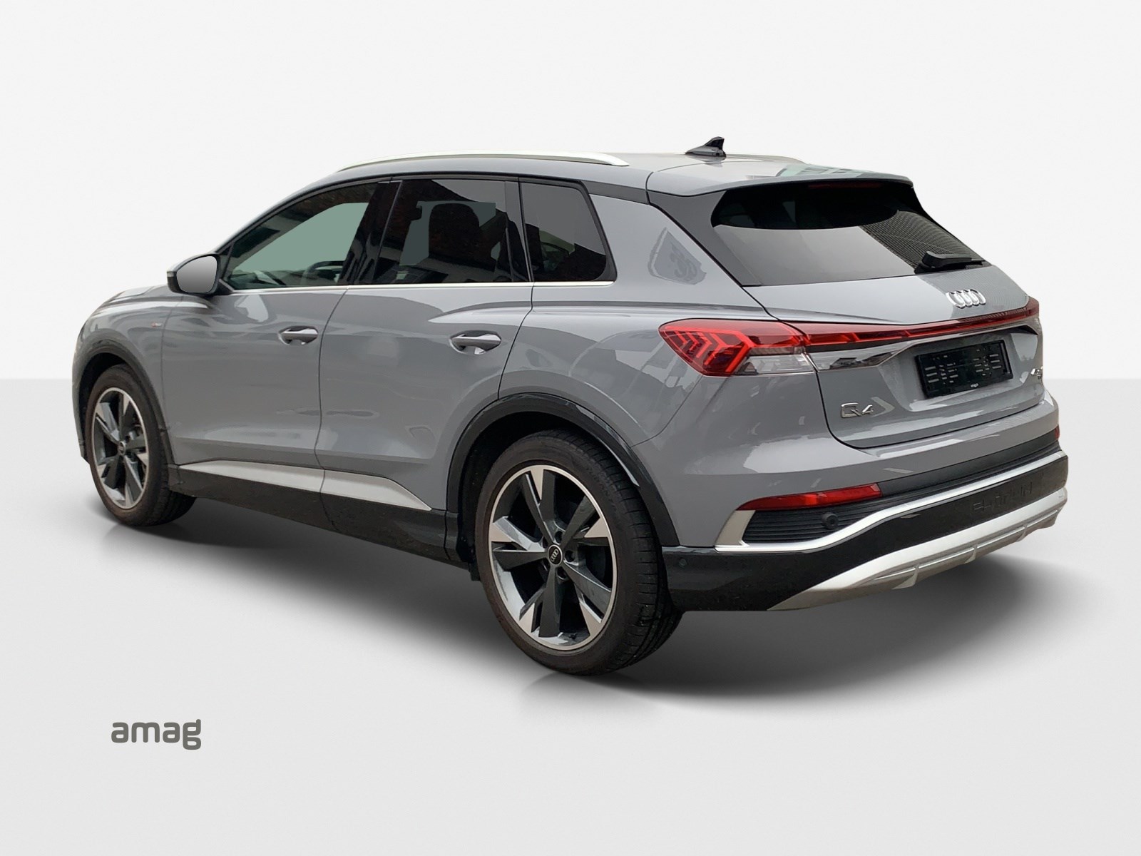 AUDI Q4 e-tron 45 quattro-image-2