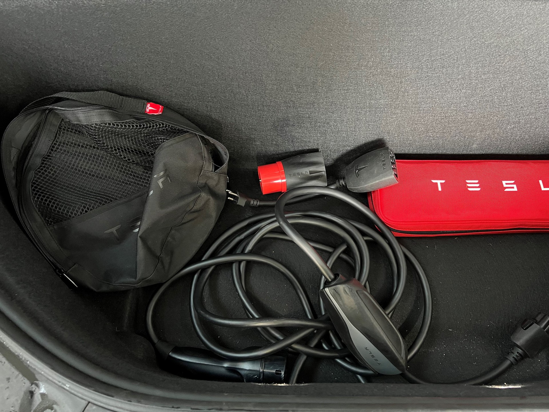 TESLA Model X 100 D Performance-image-15