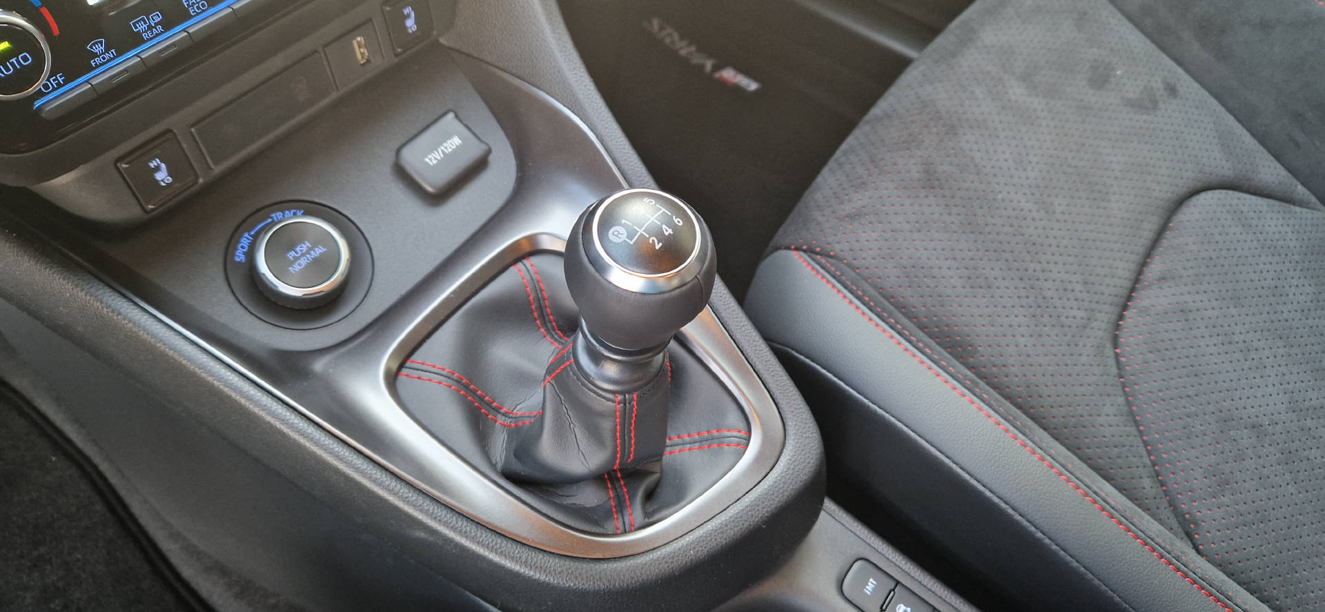 TOYOTA GR Yaris 1.6 Turbo Sport 4x4 - Circuit-image-7