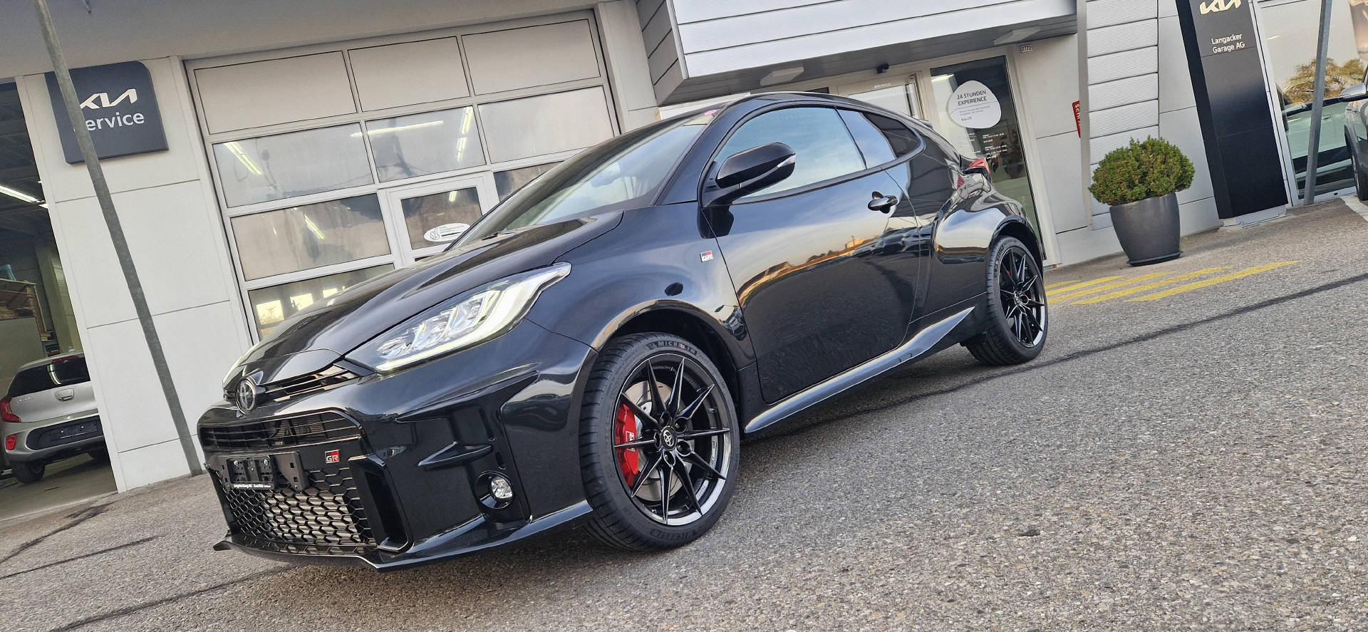 TOYOTA GR Yaris 1.6 Turbo Sport 4x4 - Circuit-image-0