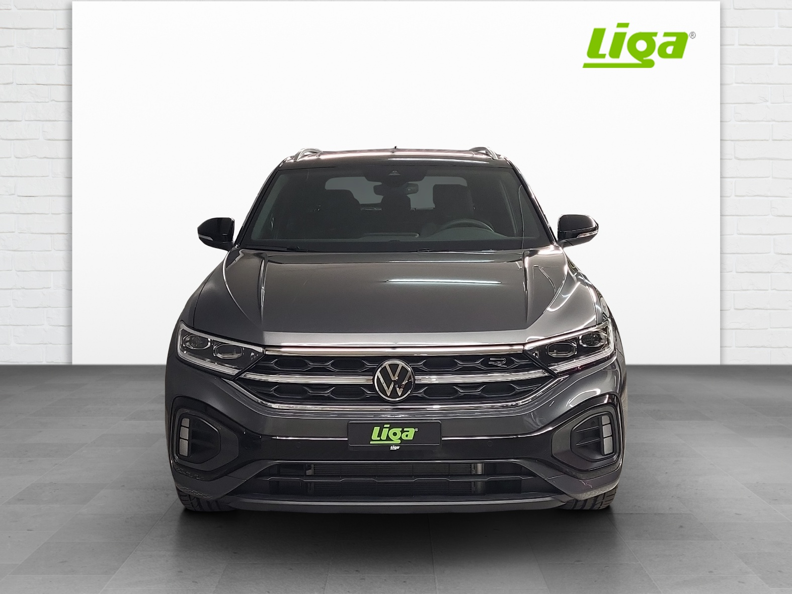 VW T-Roc 2.0 TSI R-Line DSG 4motion-image-2