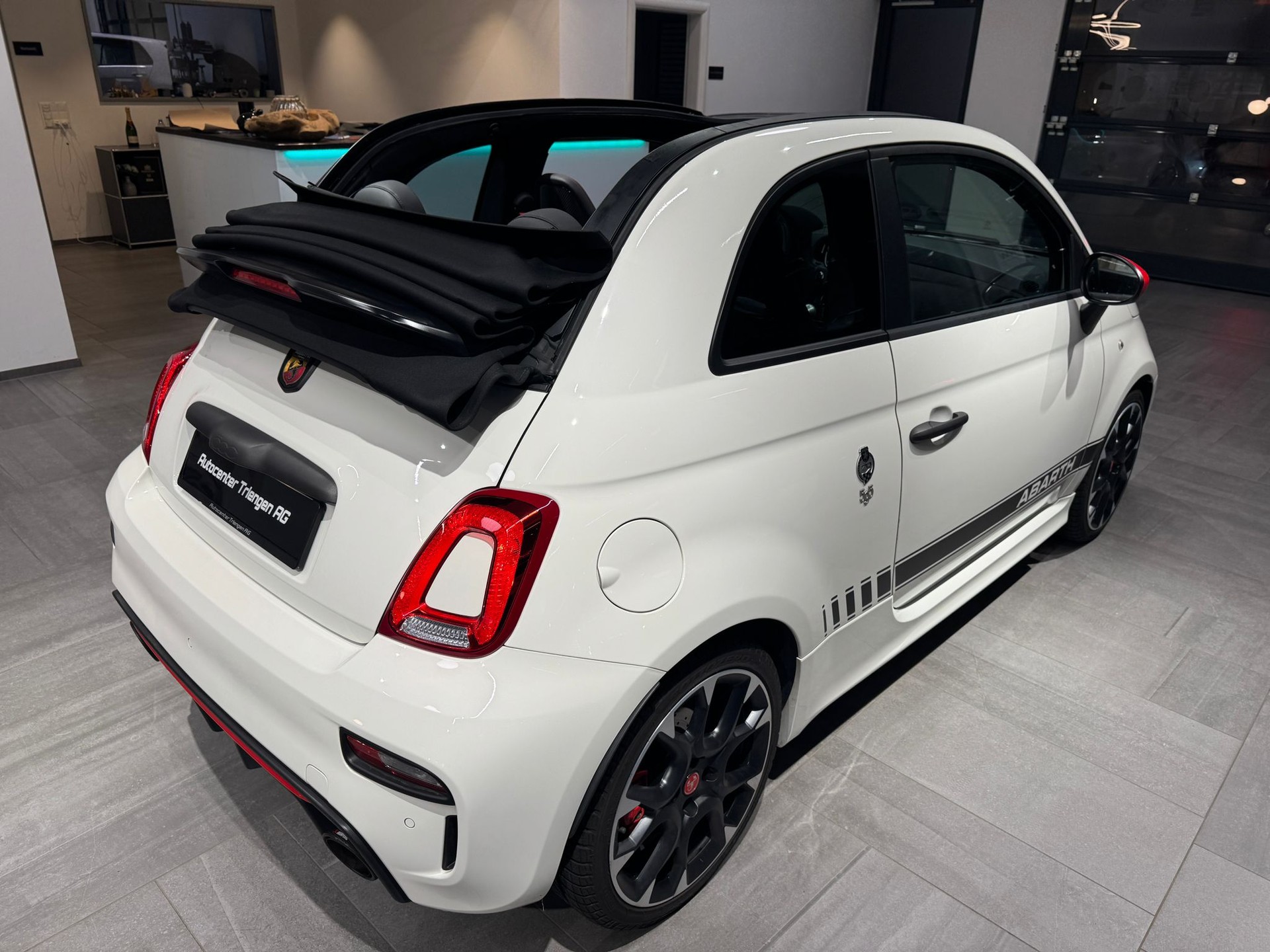FIAT 595C 1.4 16V Turbo Abarth Esseesse-image-7