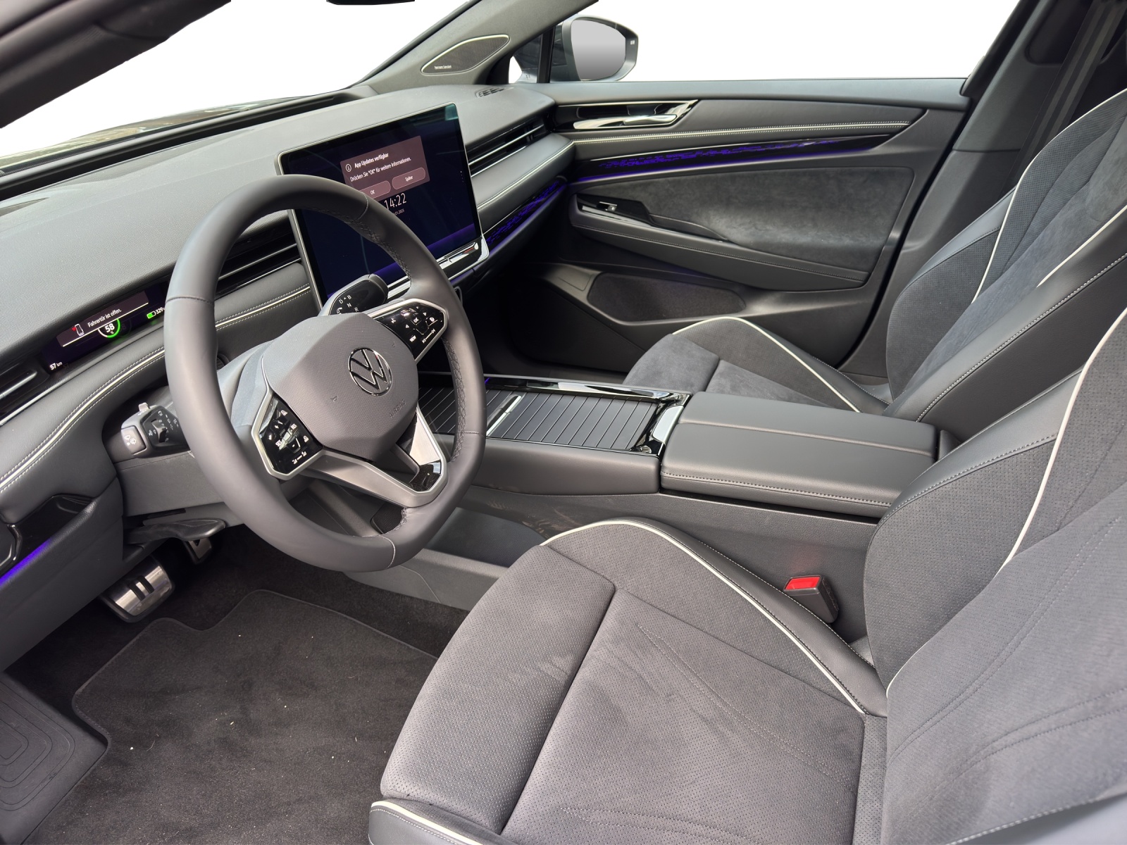 VW ID.7 Tourer Pro 77 kWh United-image-8