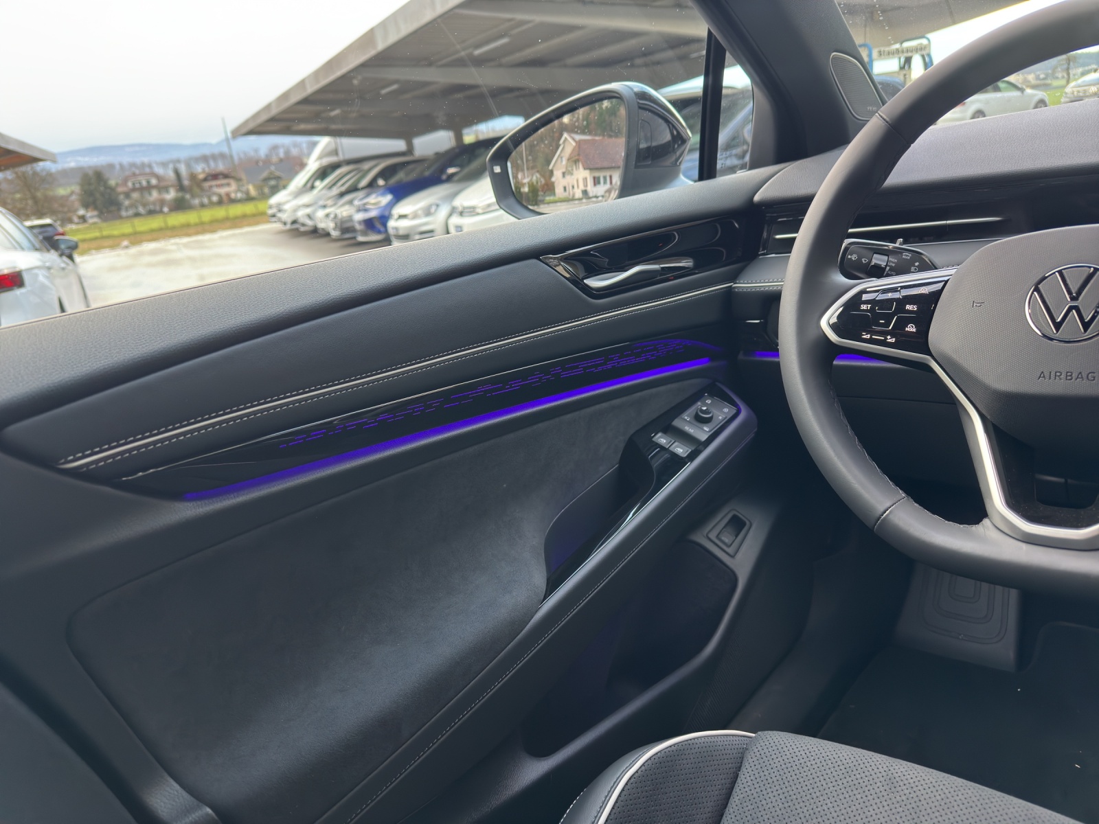 VW ID.7 Tourer Pro 77 kWh United-image-12