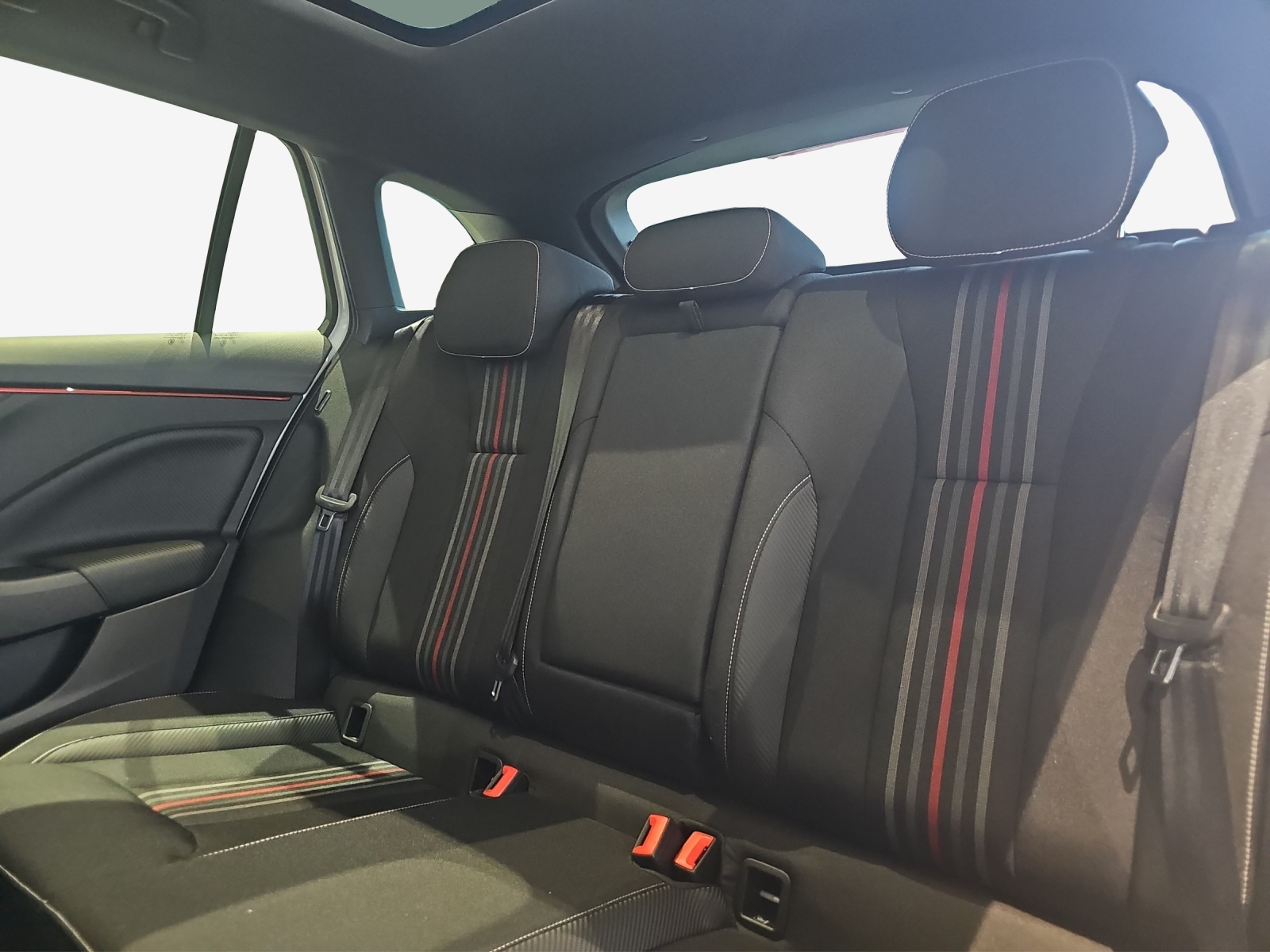 SKODA Scala 1.0 TSI Monte Carlo DSG-image-11