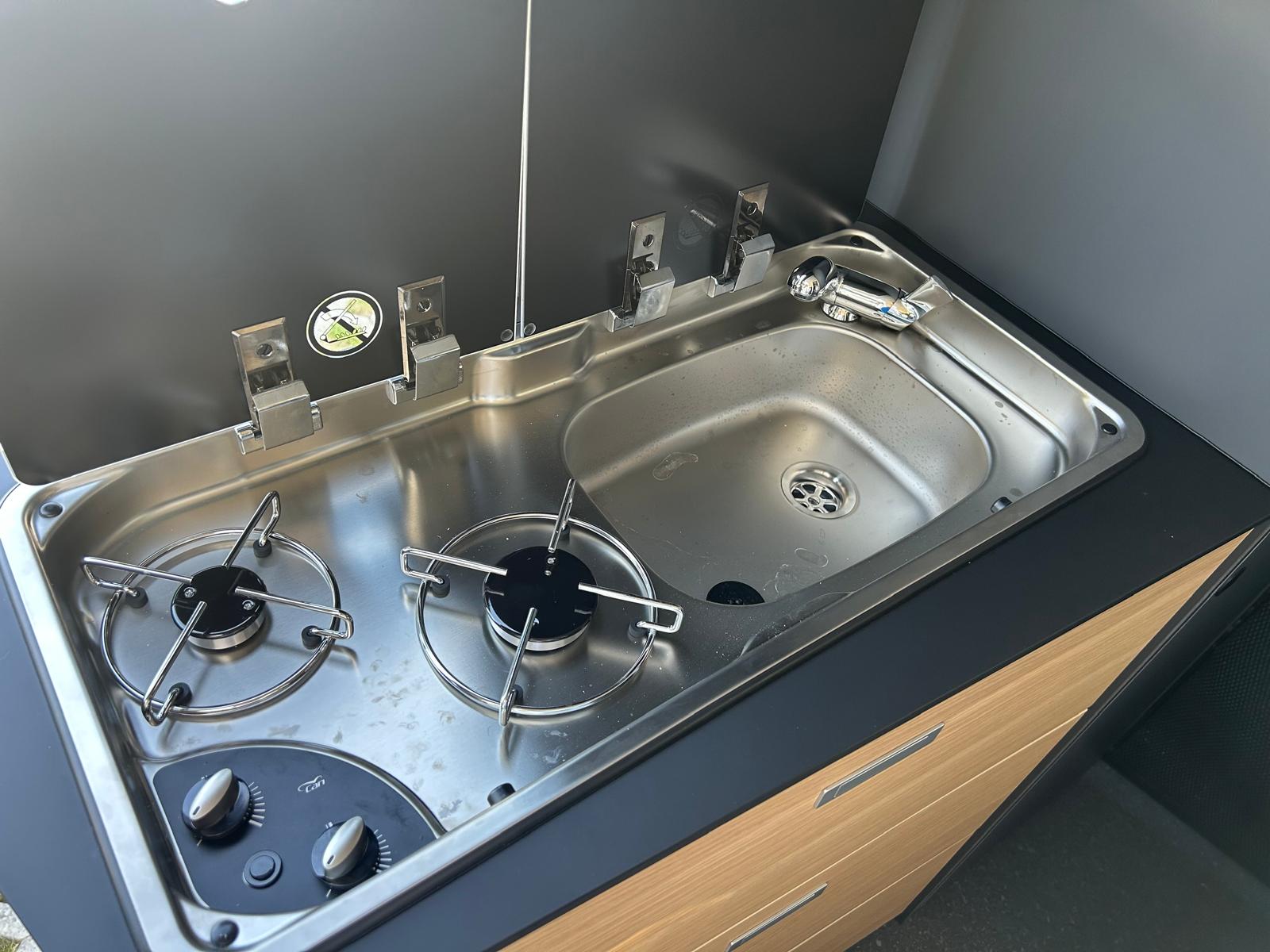 ADRIA Twin 640 SGX Swiss Edition-image-11