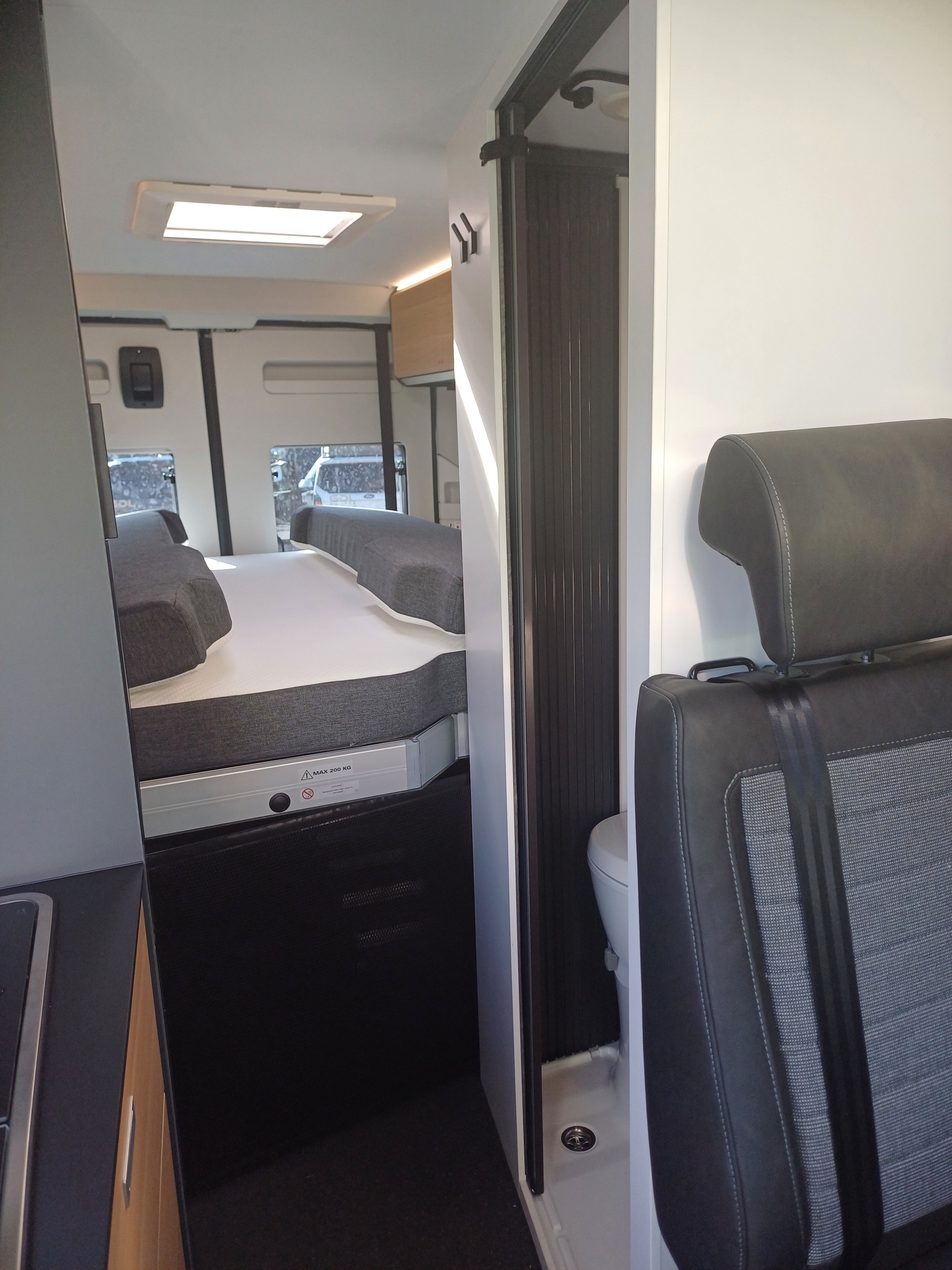 ADRIA Twin 640 SGX Swiss Edition-image-13