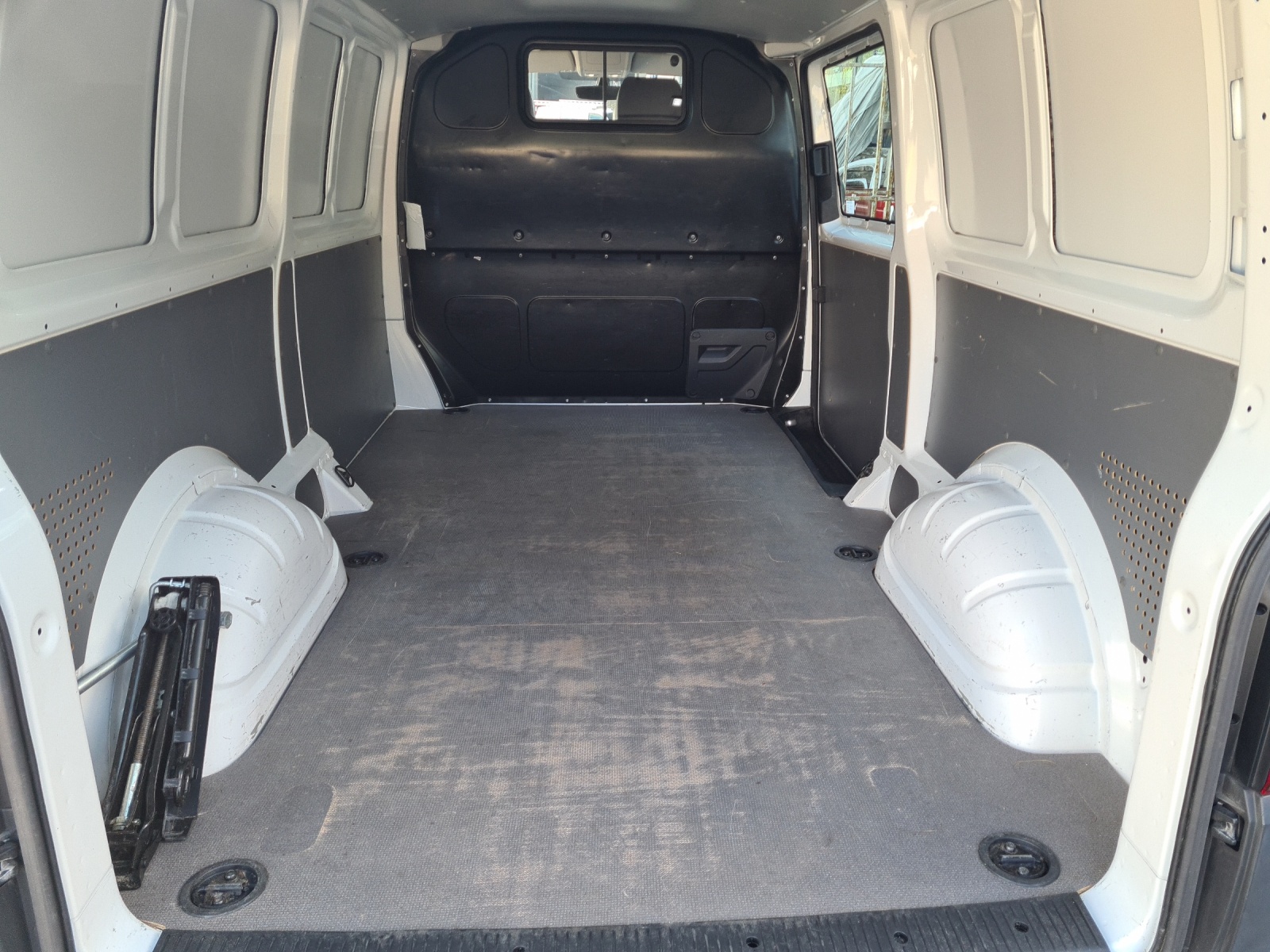 VW T6.1 ABTe-image-9