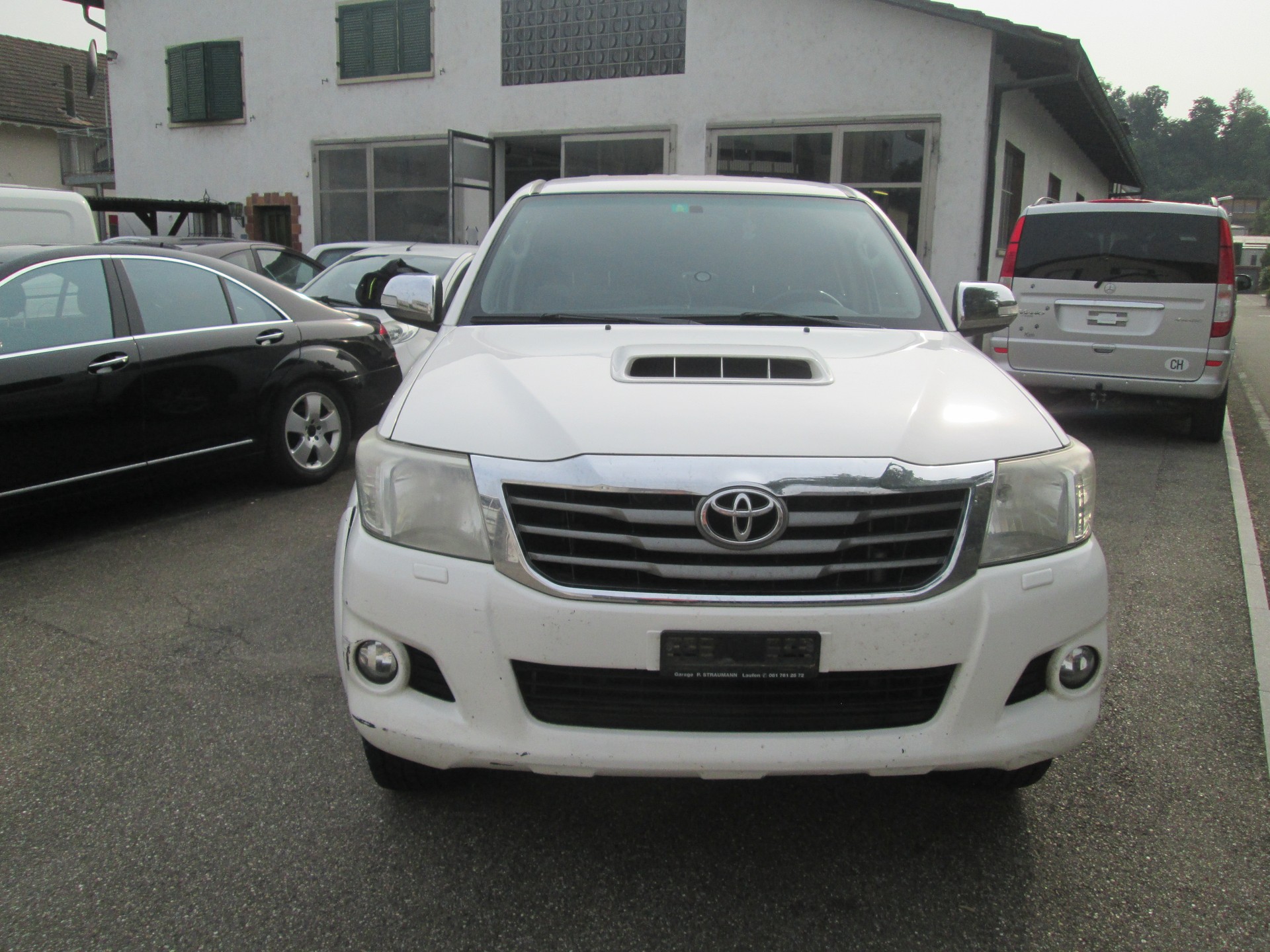 TOYOTA Hilux 3.0 4WD Double Cab Sol Premium A-image-6