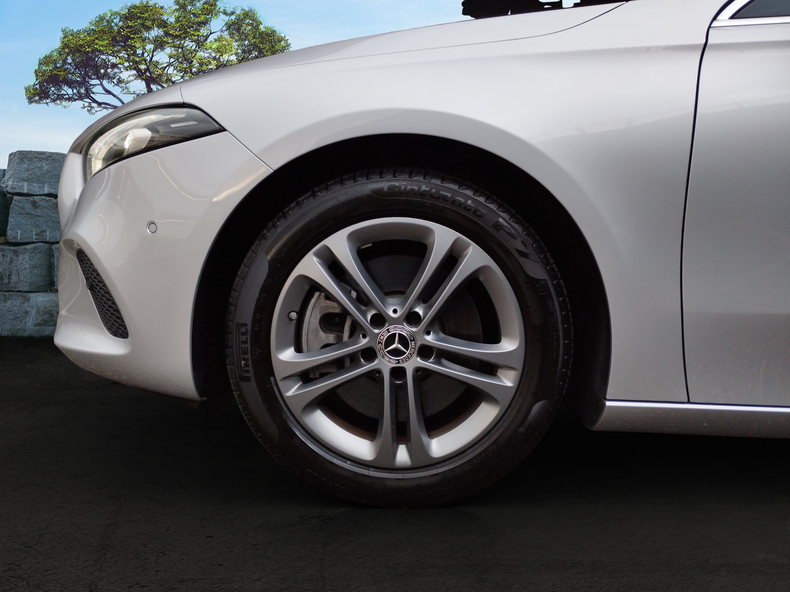 MERCEDES-BENZ A 250 Progressive 7G-DCT-image-13