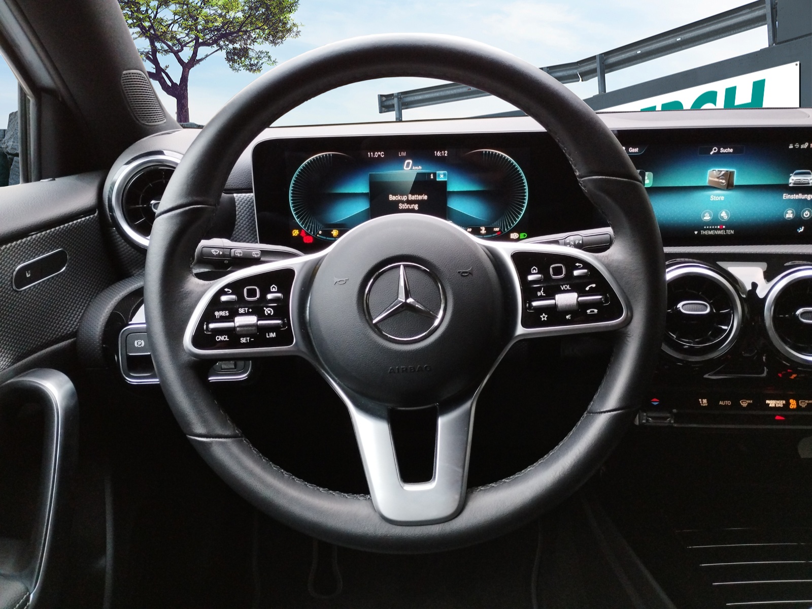 MERCEDES-BENZ A 250 Progressive 7G-DCT-image-10