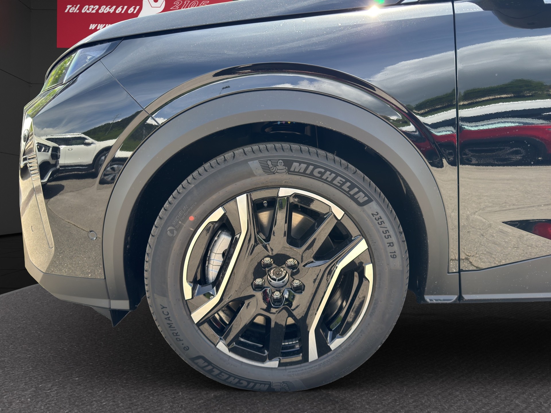 PEUGEOT 3008 73kWh Allure-image-4