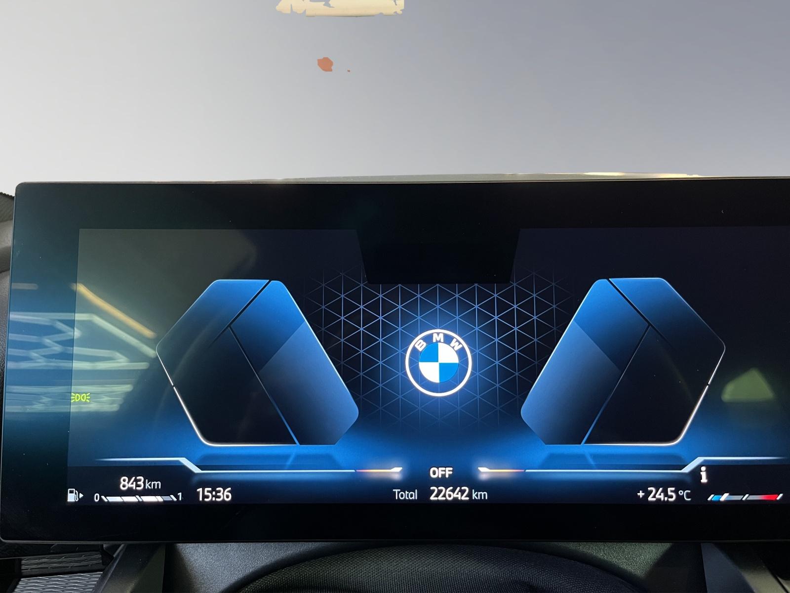 BMW 520d xDrive Touring M Sport-image-11