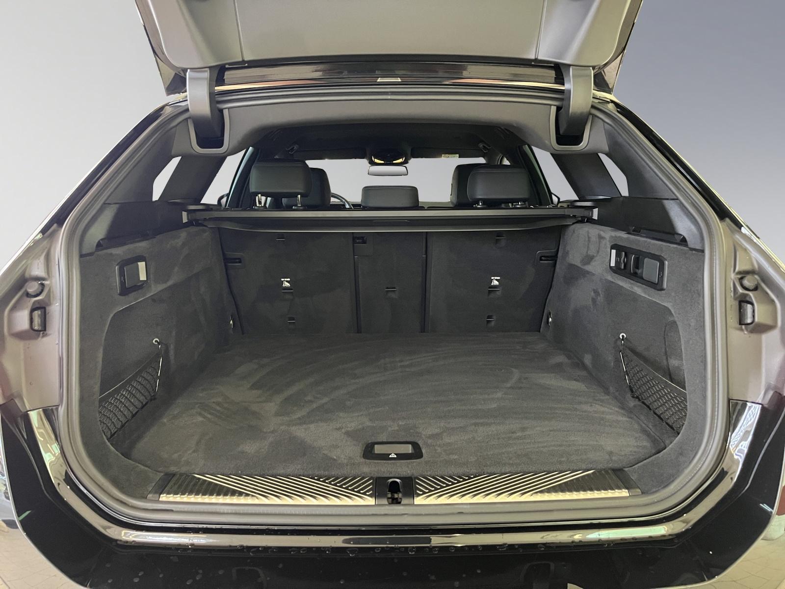 BMW 520d xDrive Touring M Sport-image-17