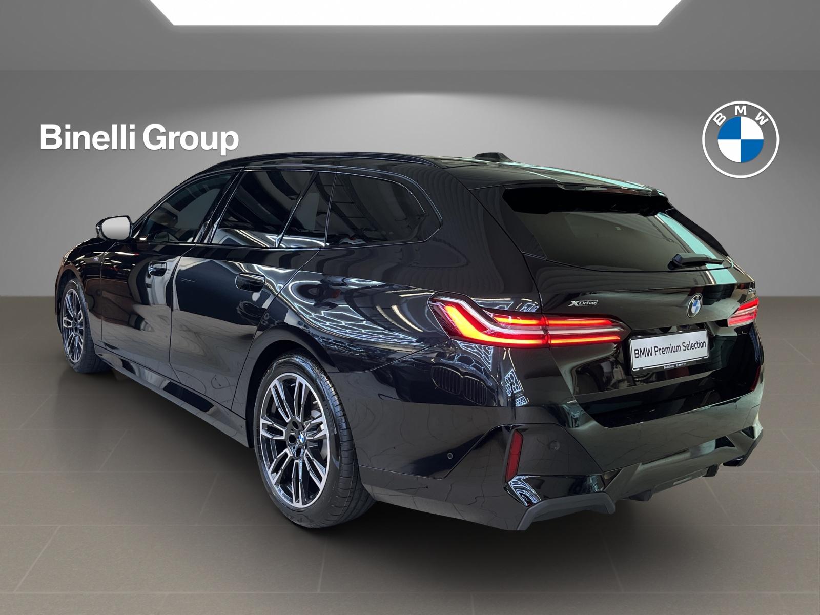 BMW 520d xDrive Touring M Sport-image-2