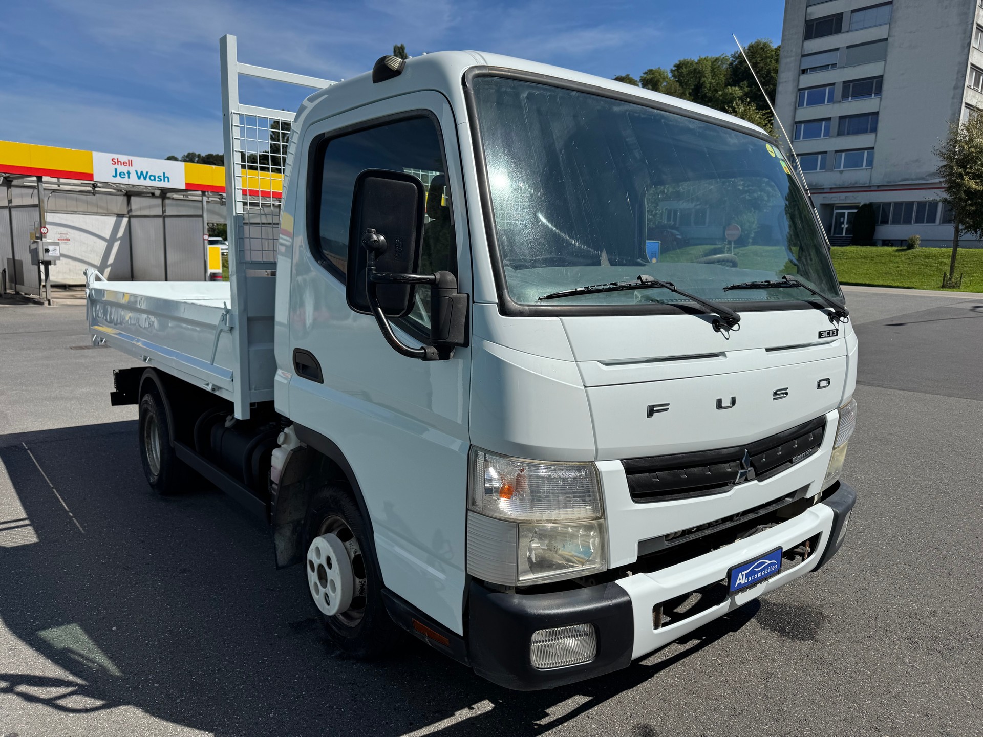 MITSUBISHI FUSO Canter 3C13-image-2