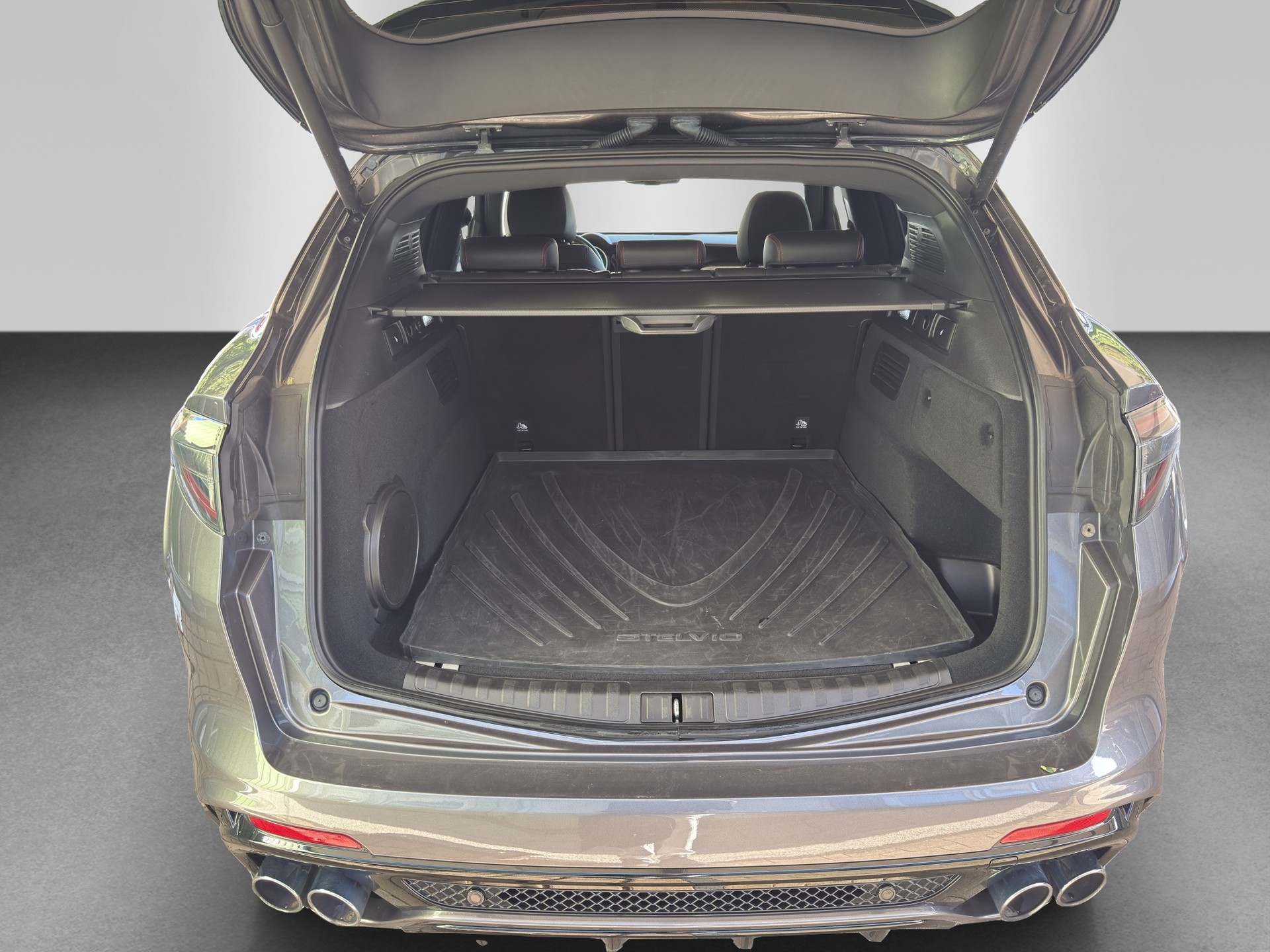 ALFA ROMEO Stelvio 2.9 V6 Quadrifoglio Q4 Automatic-image-17