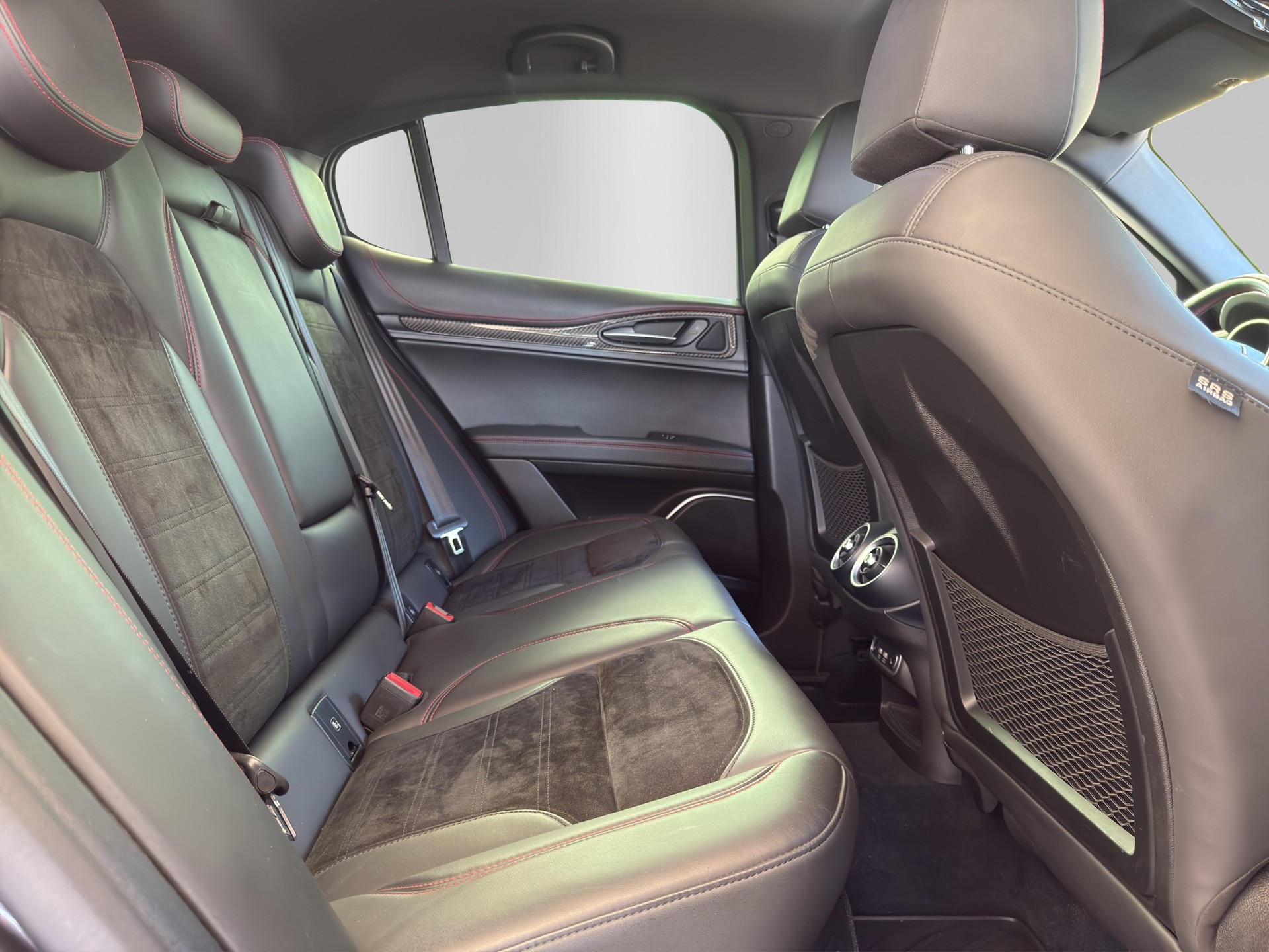 ALFA ROMEO Stelvio 2.9 V6 Quadrifoglio Q4 Automatic-image-16