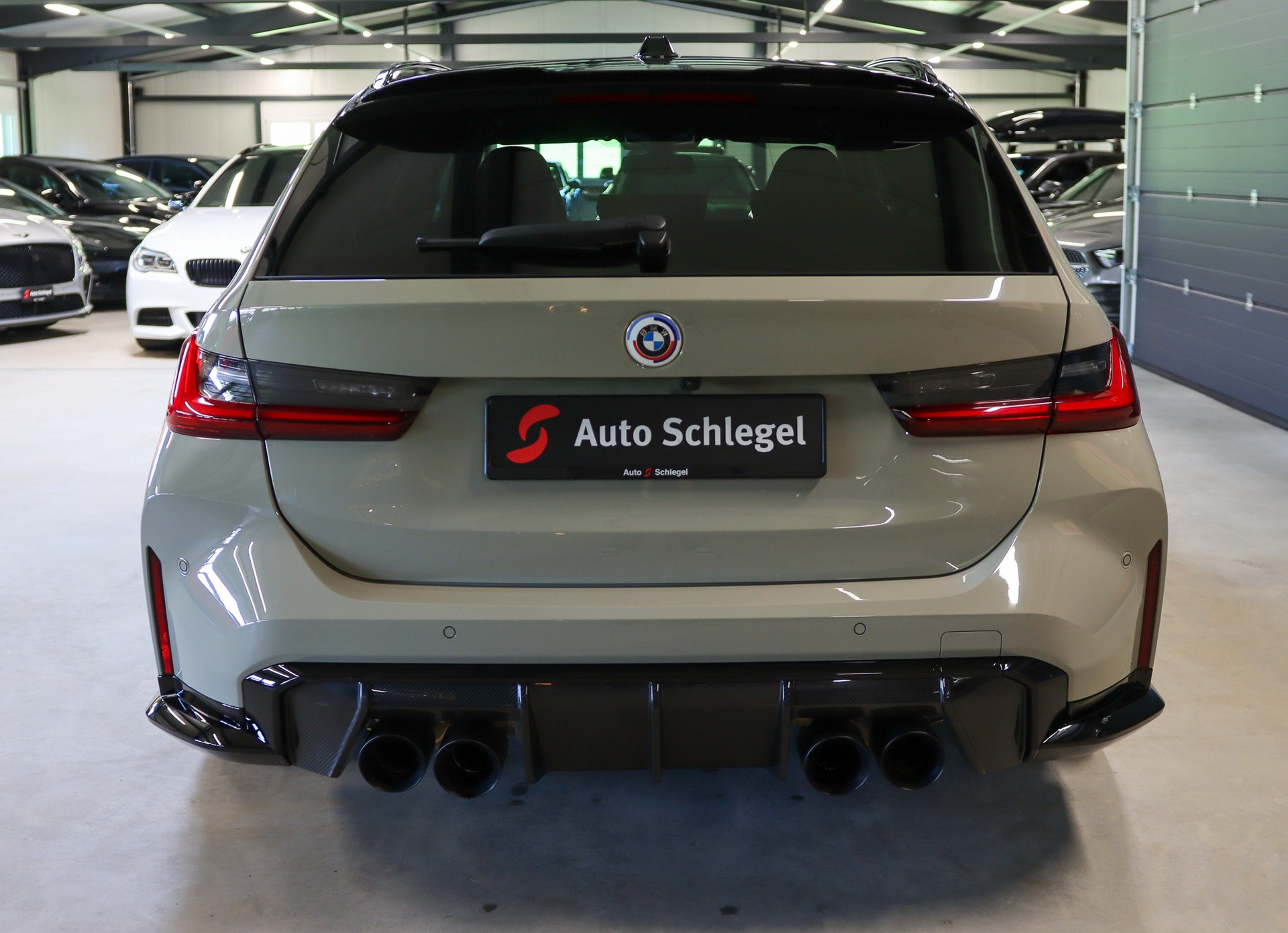 BMW M3 Touring xDrive Competition M-image-4
