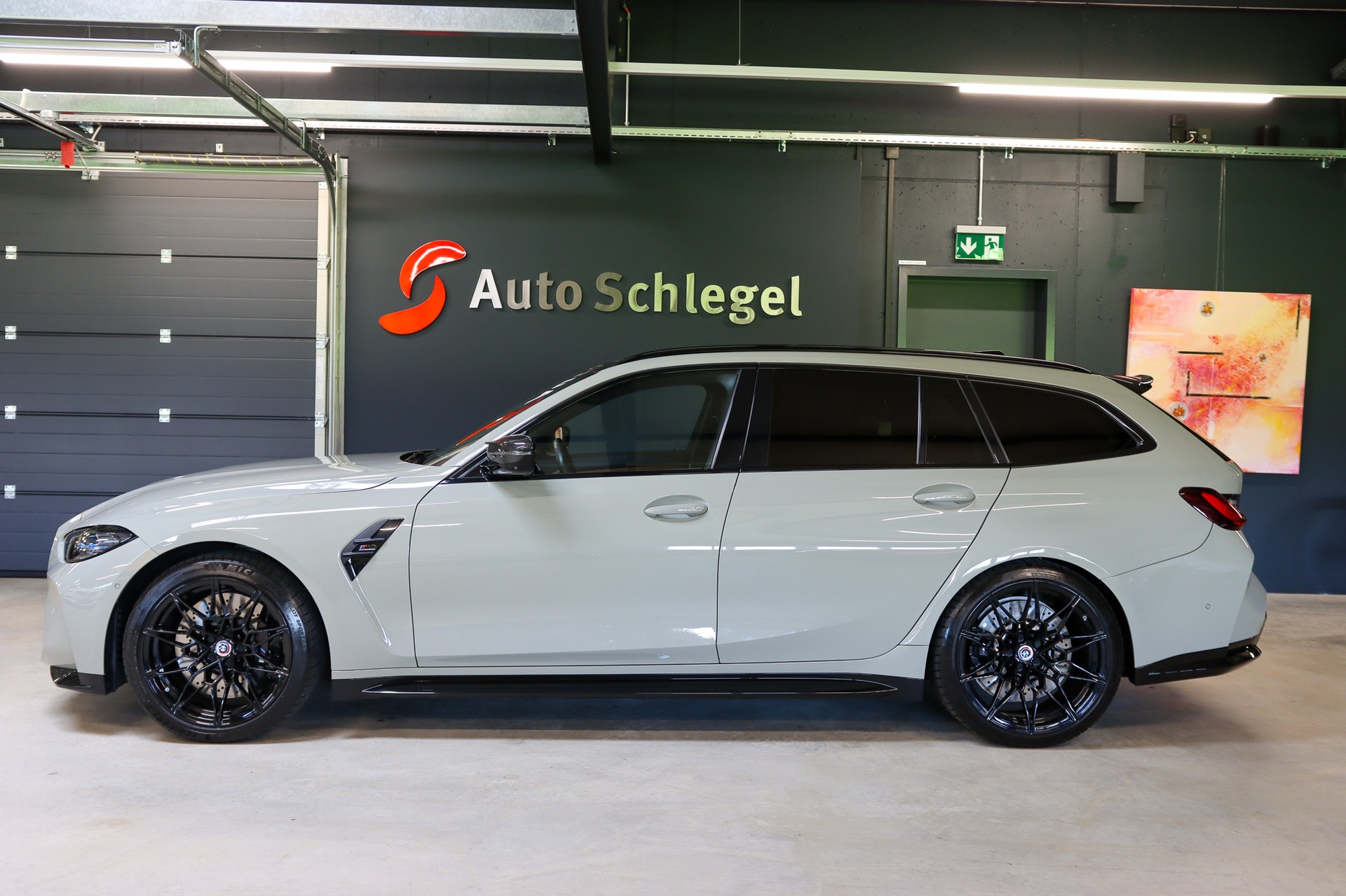 BMW M3 Touring xDrive Competition M-image-2