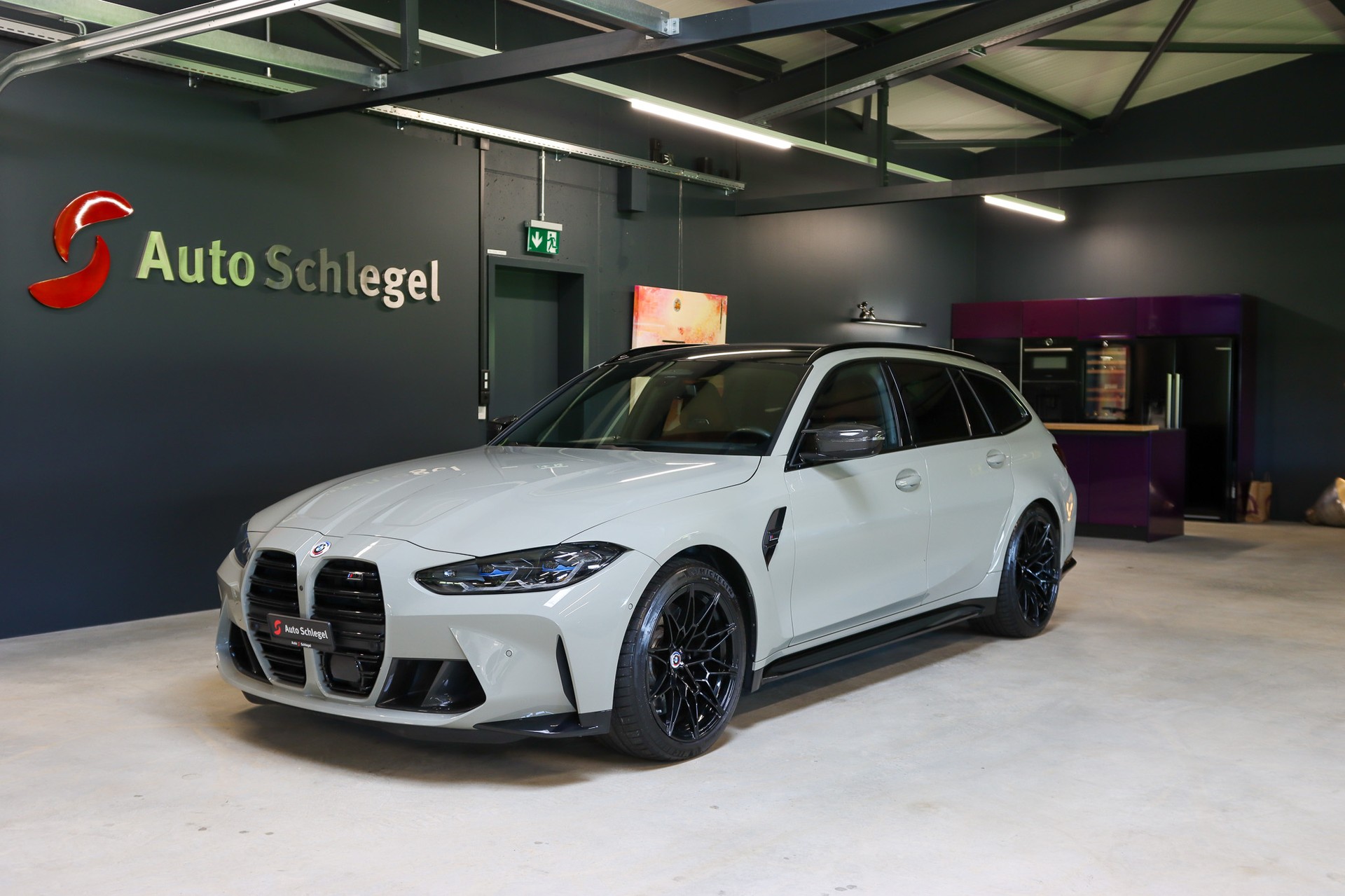 BMW M3 Touring xDrive Competition M-image-0