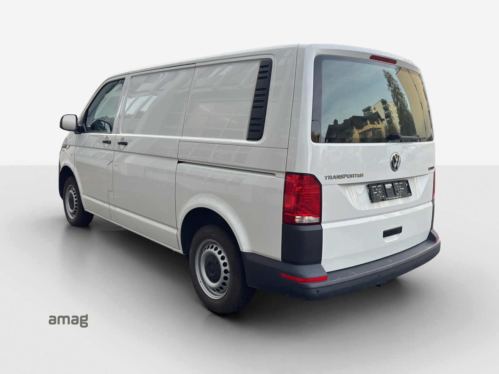 VW T6.1 2.0 TDI 4Motion-image-2