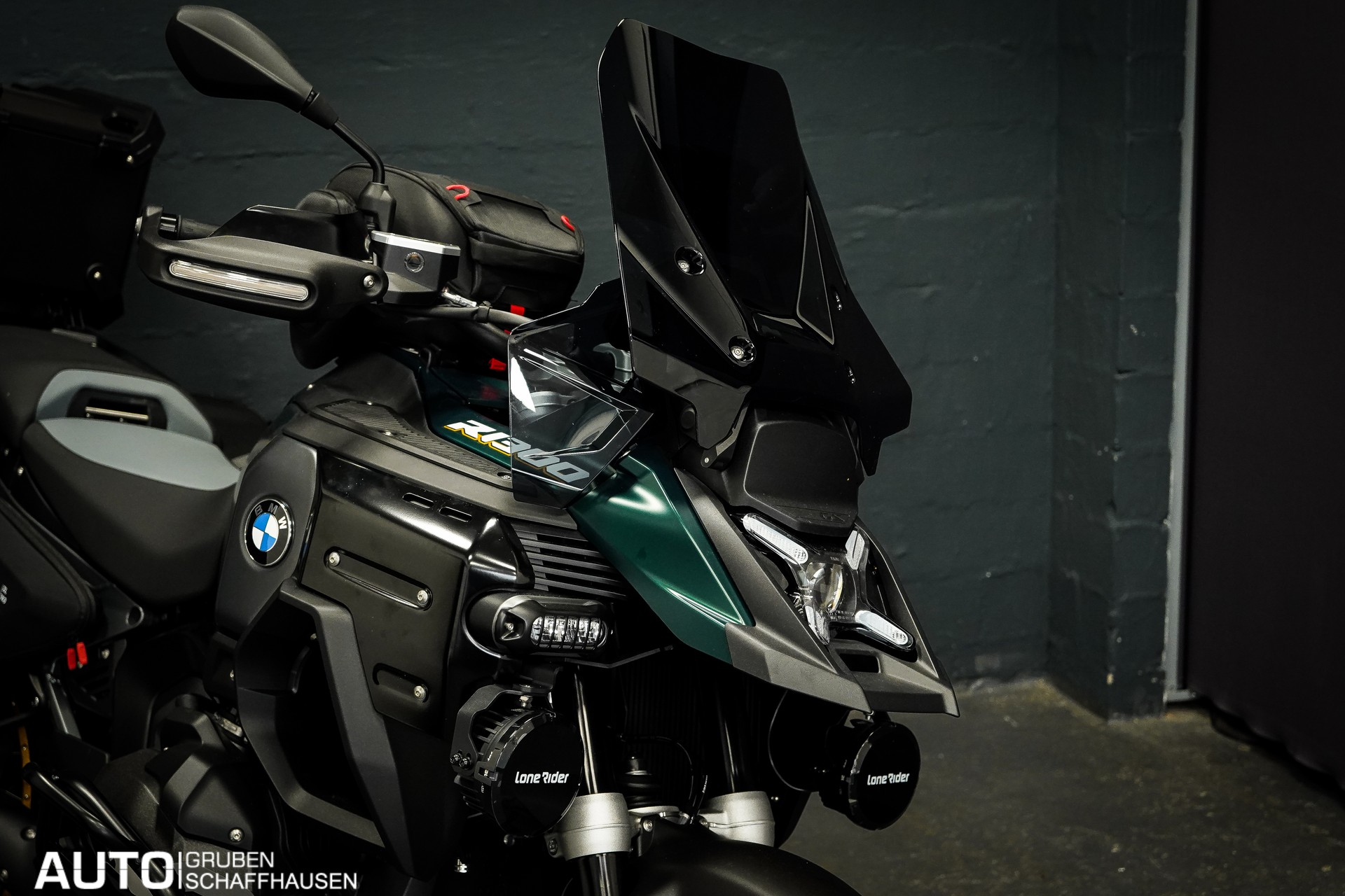 BMW R 1300 GS Adventure-image-2