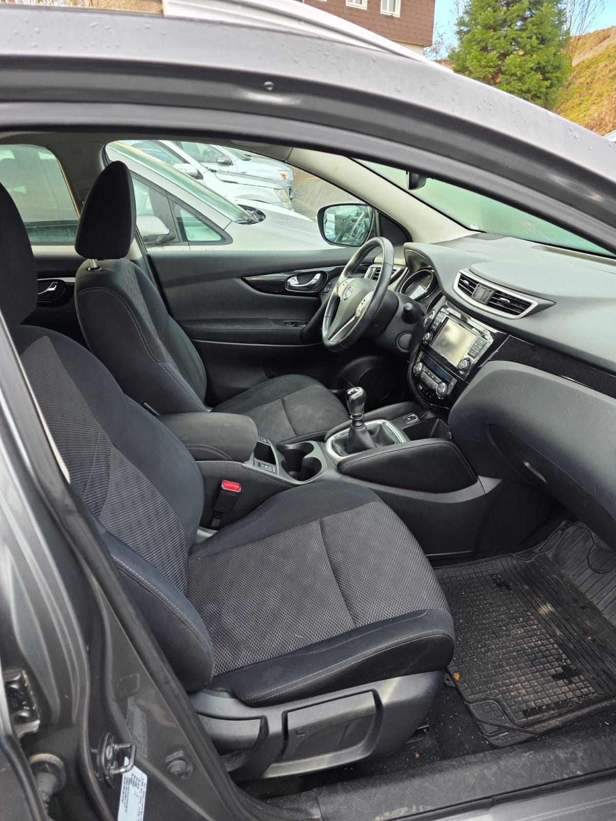 NISSAN Qashqai 1.2 DIG-T acenta-image-8