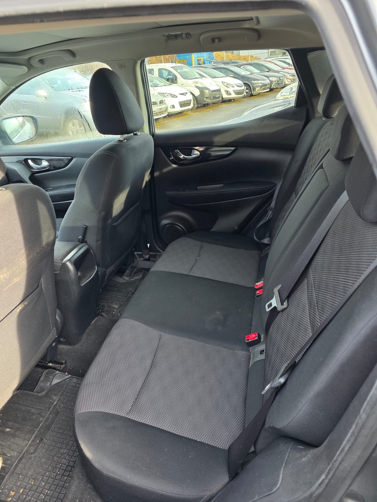 NISSAN Qashqai 1.2 DIG-T acenta-image-9