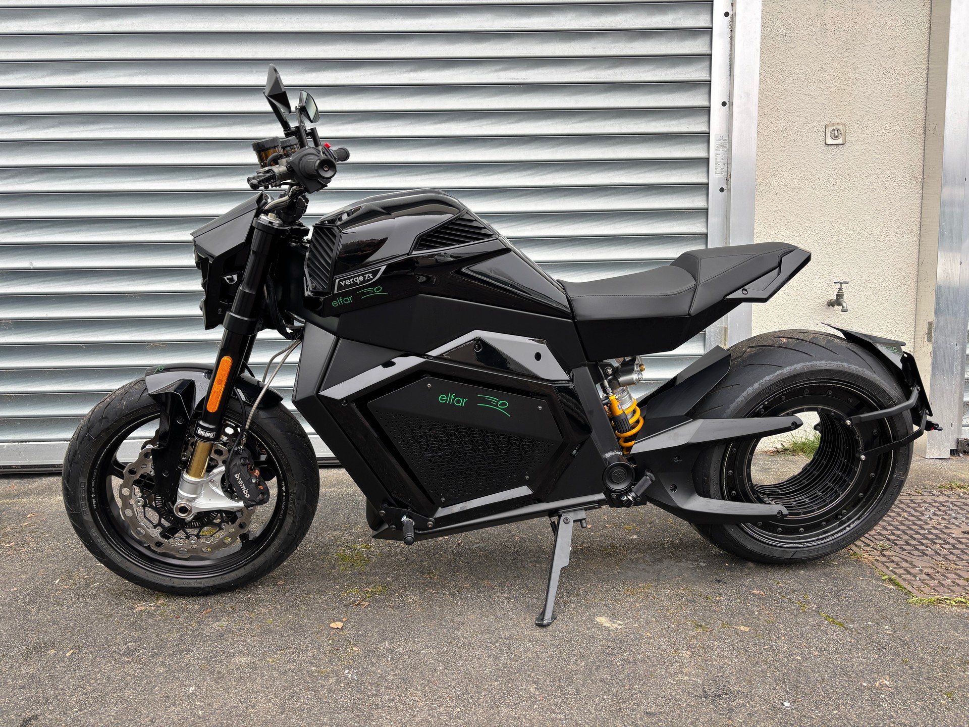 VERGE TS Pro-showroom-element-1