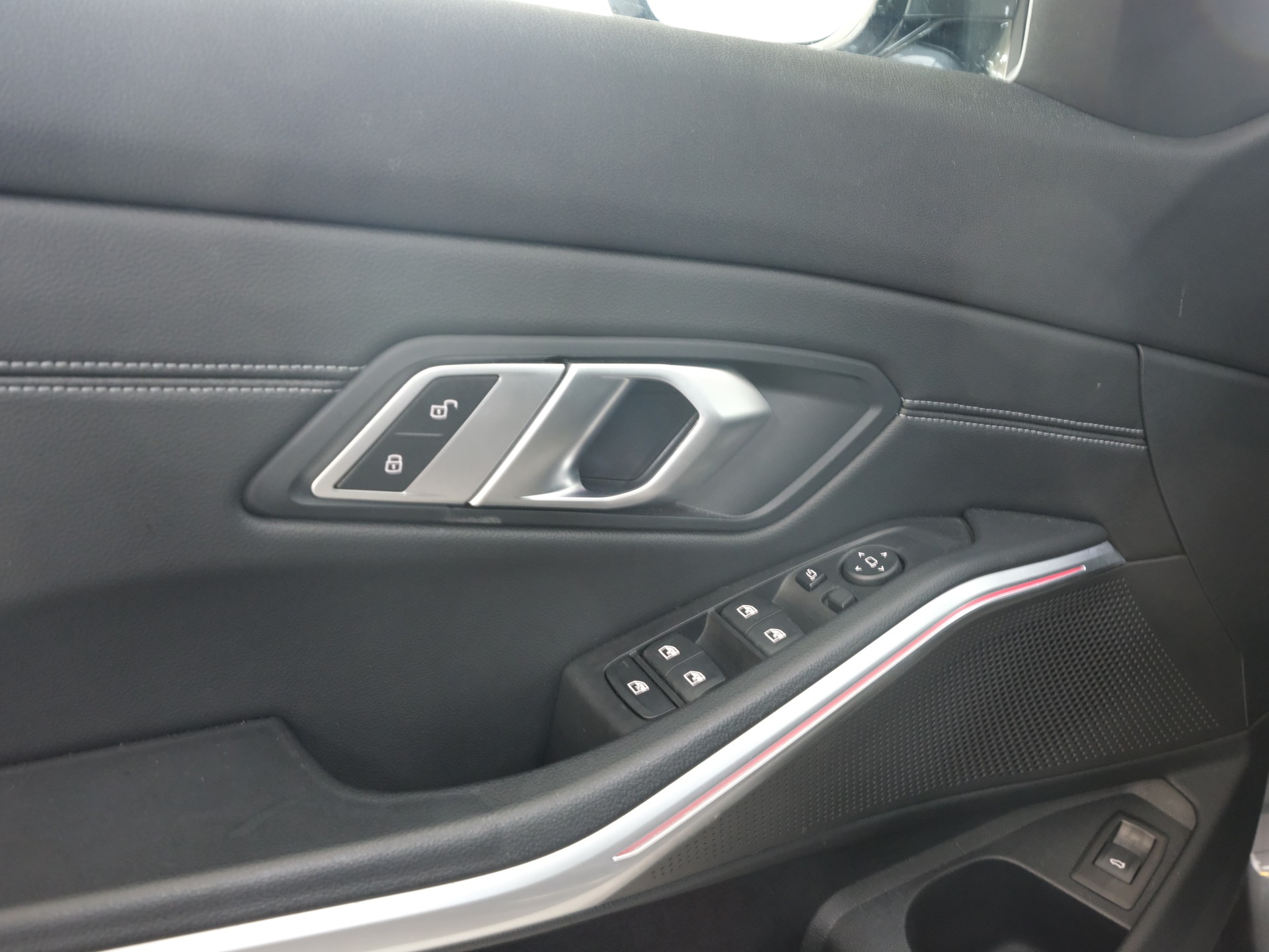 BMW 318d Steptronic Sport Line-image-13
