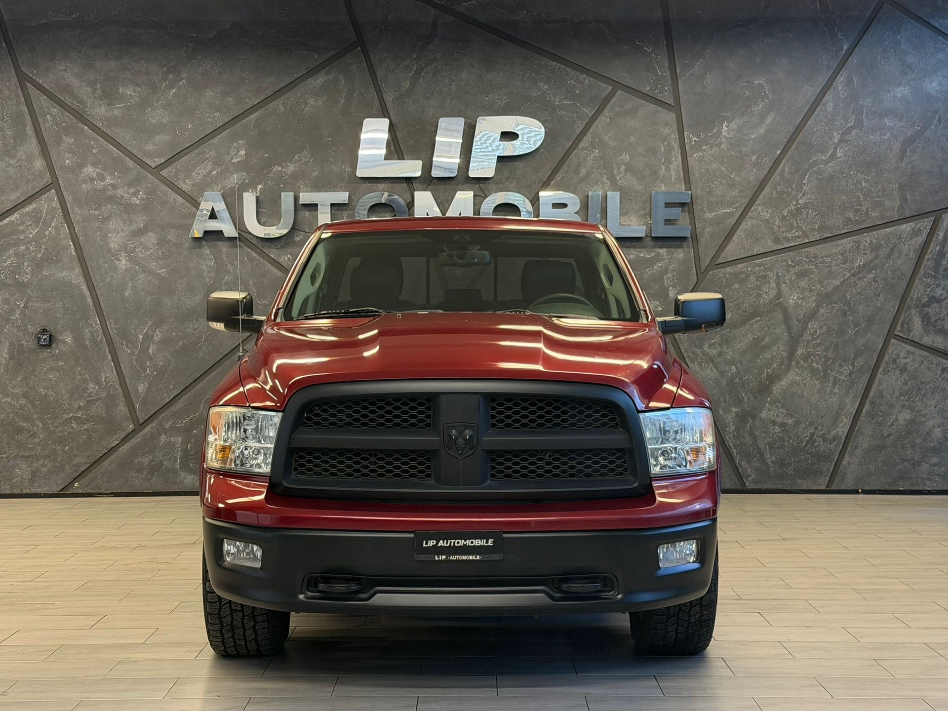 DODGE 1500 5.7 V8 4X4 Laramie-image-1