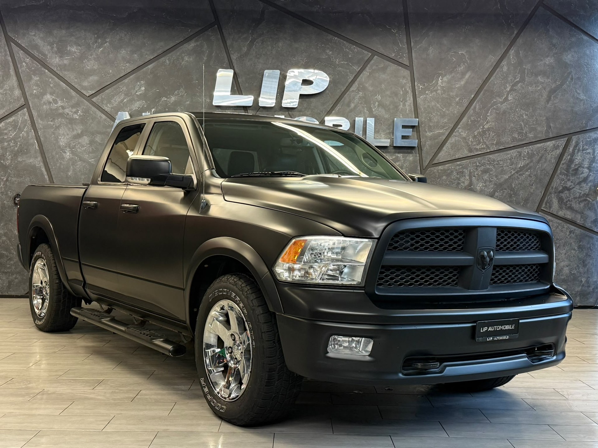 DODGE 1500 5.7 V8 4X4 Laramie-image-2