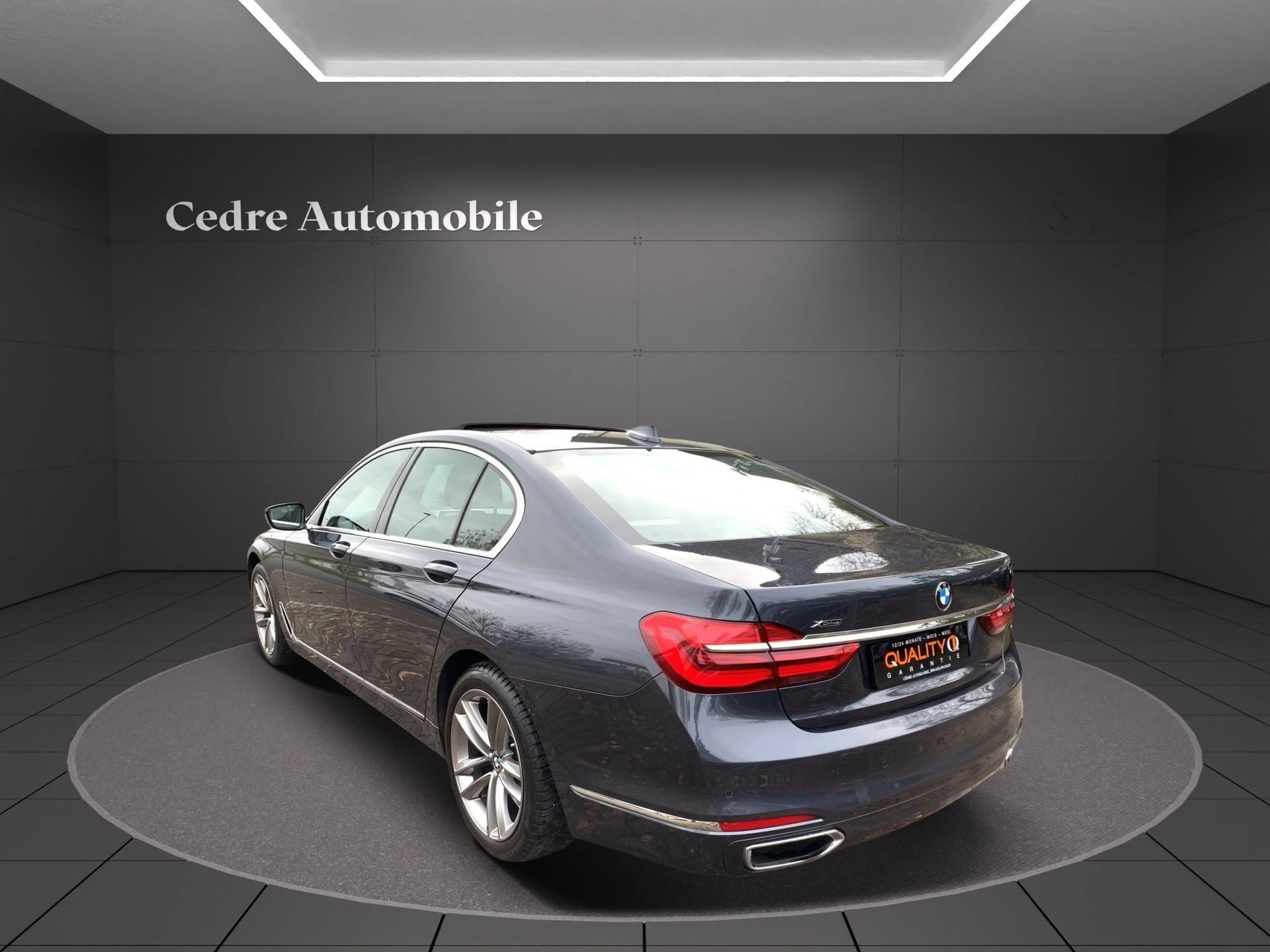 BMW 750i xDrive Steptronic-image-2