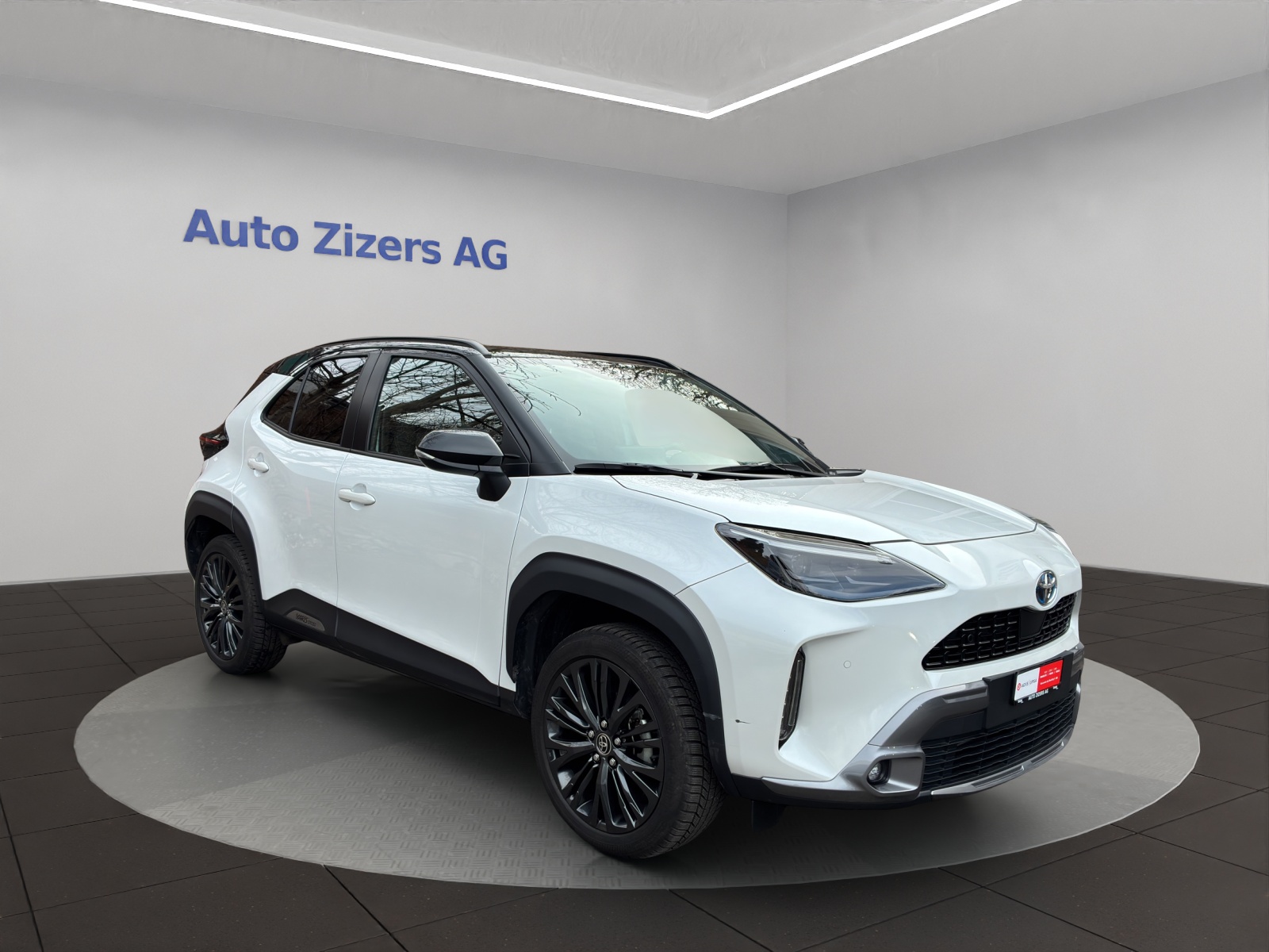 TOYOTA Yaris Cross 1.5 Adventure e-CVT AWDi-image-7