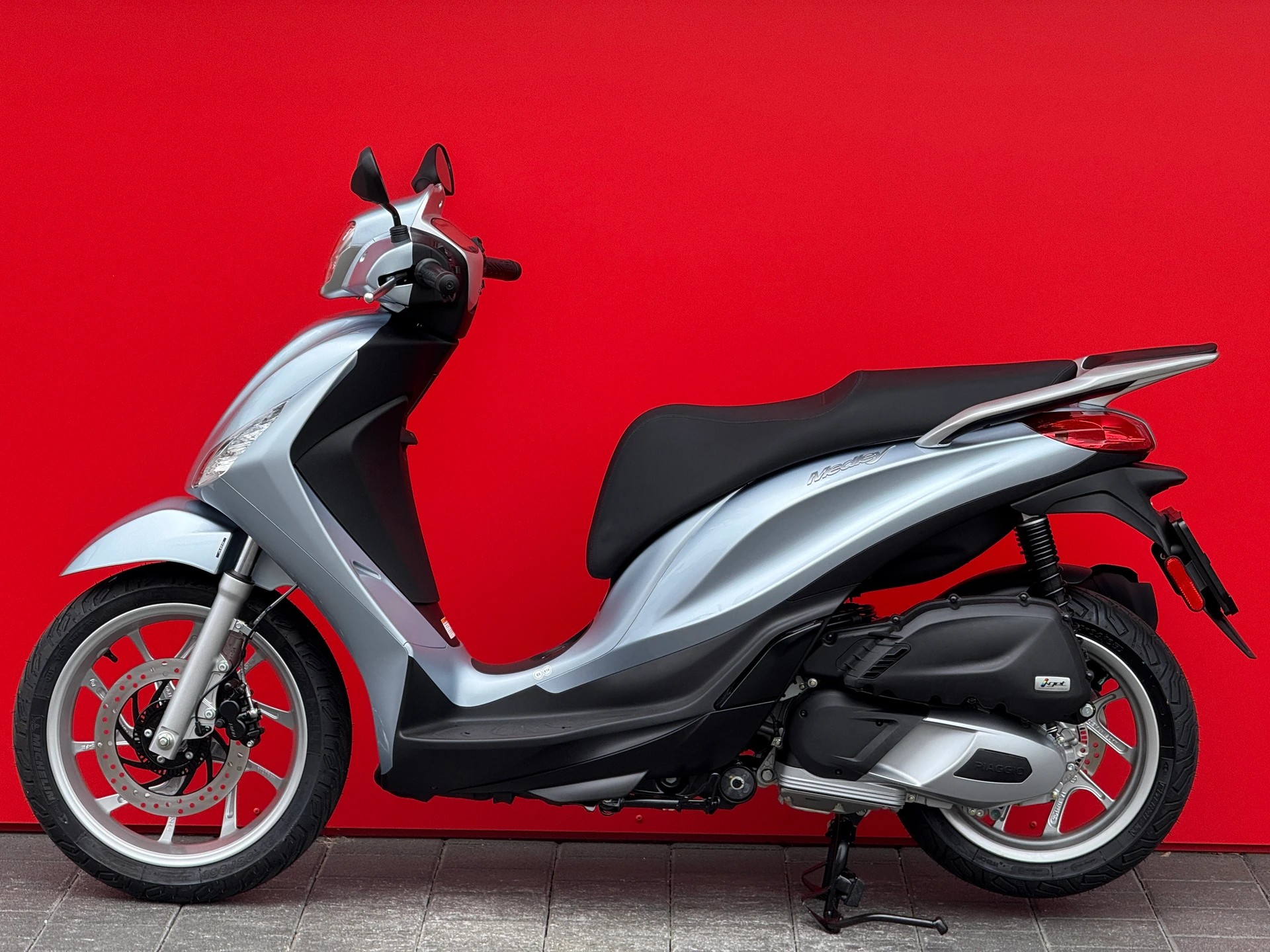 PIAGGIO Medley 200 E5+-image-14