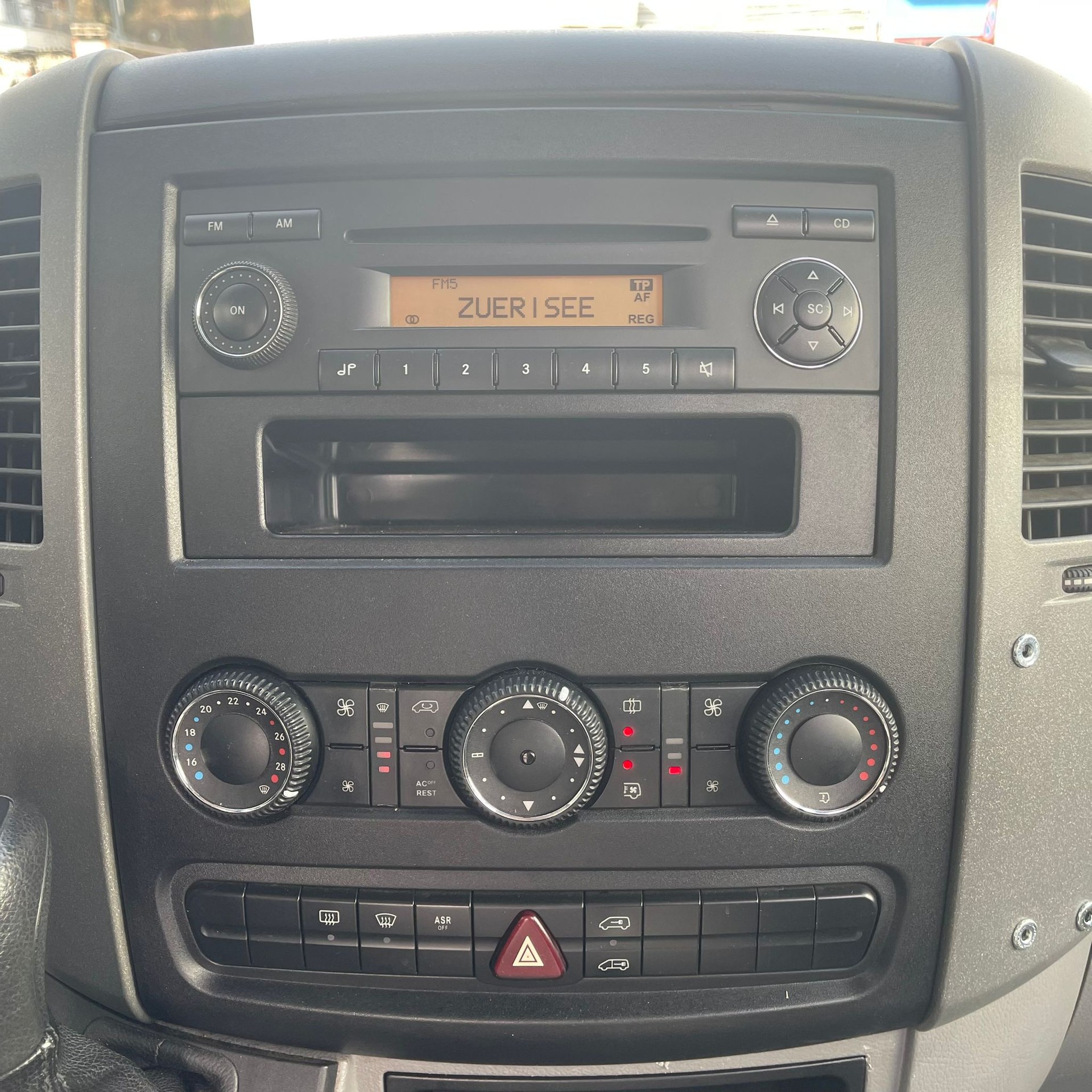 MERCEDES-BENZ Sprinter 315 CDI Hochdach Kompakt-image-24