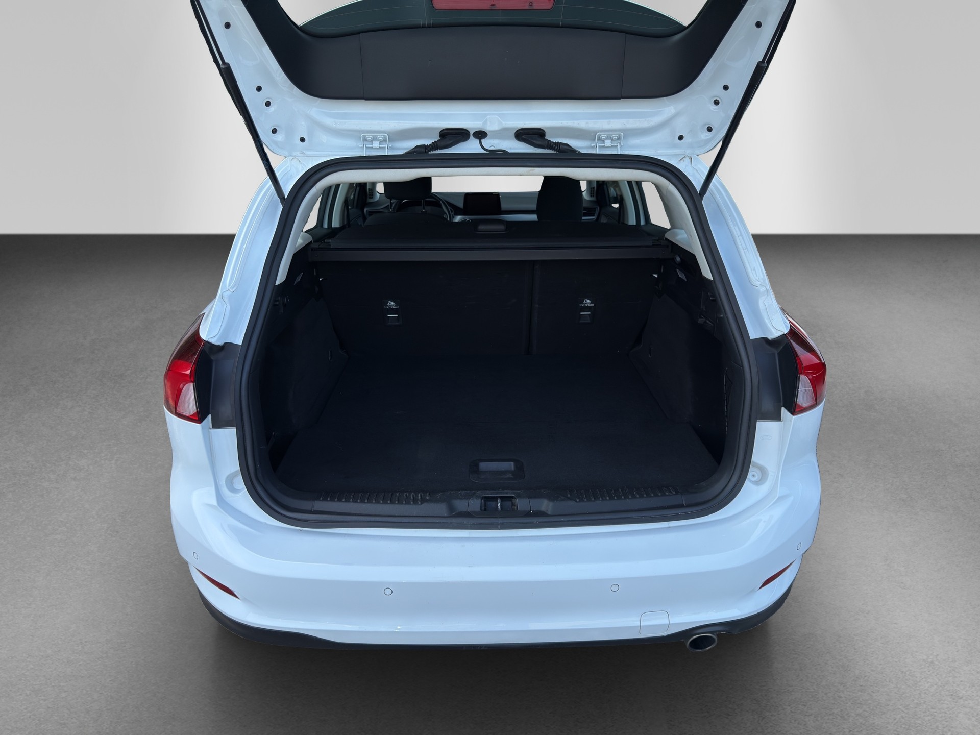 FORD Focus 1.5 TDCi Cool Connect Automatic-image-15