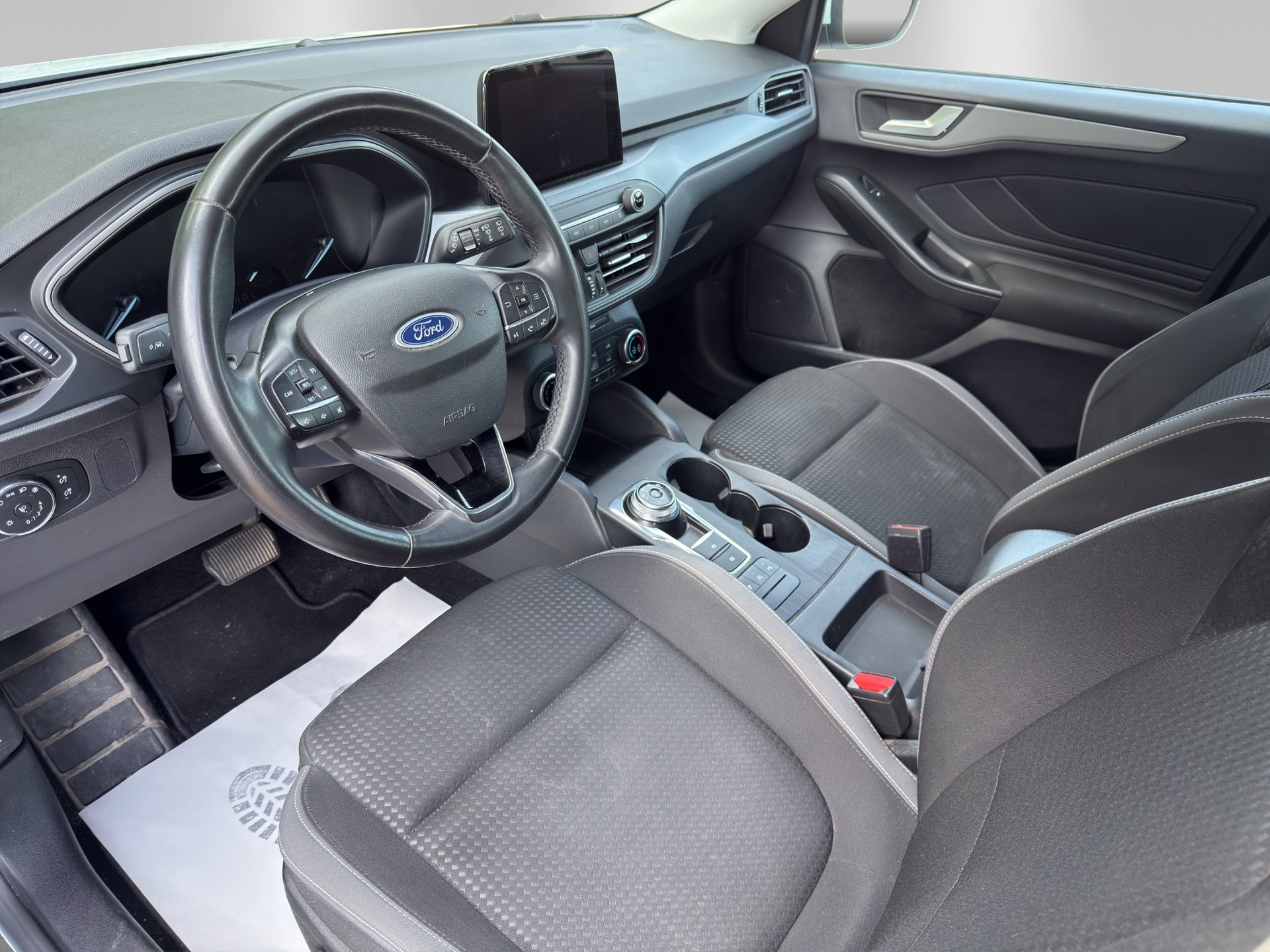FORD Focus 1.5 TDCi Cool Connect Automatic-image-7