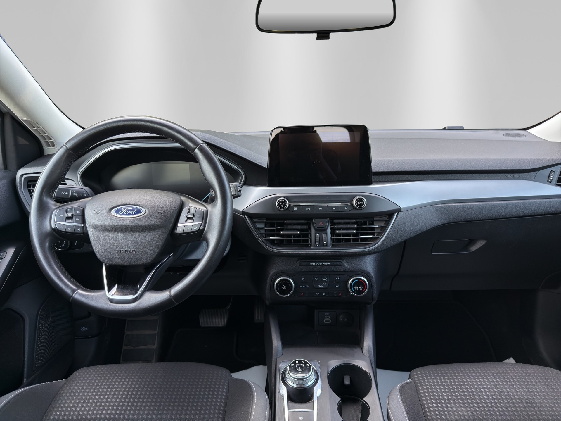 FORD Focus 1.5 TDCi Cool Connect Automatic-image-8
