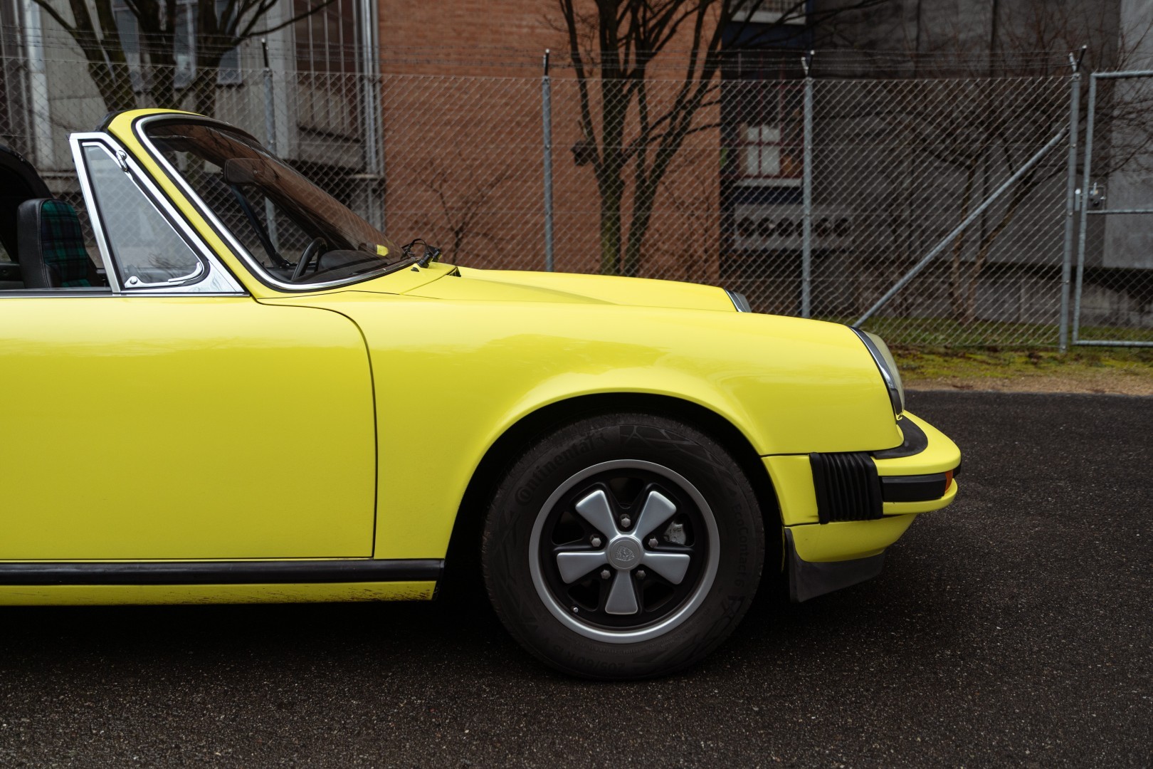 PORSCHE 911 2.7S Targa-image-8