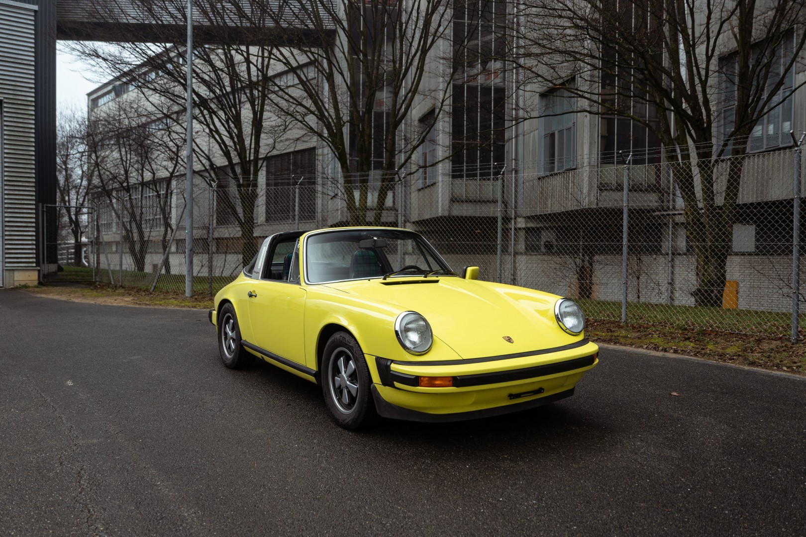 PORSCHE 911 2.7S Targa-image-9