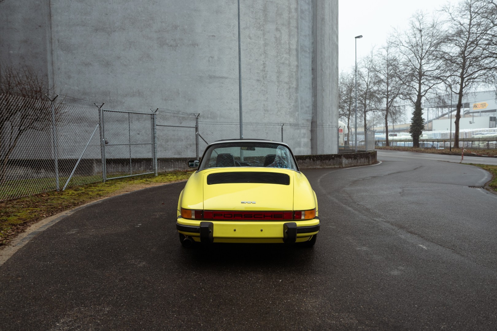 PORSCHE 911 2.7S Targa-image-5