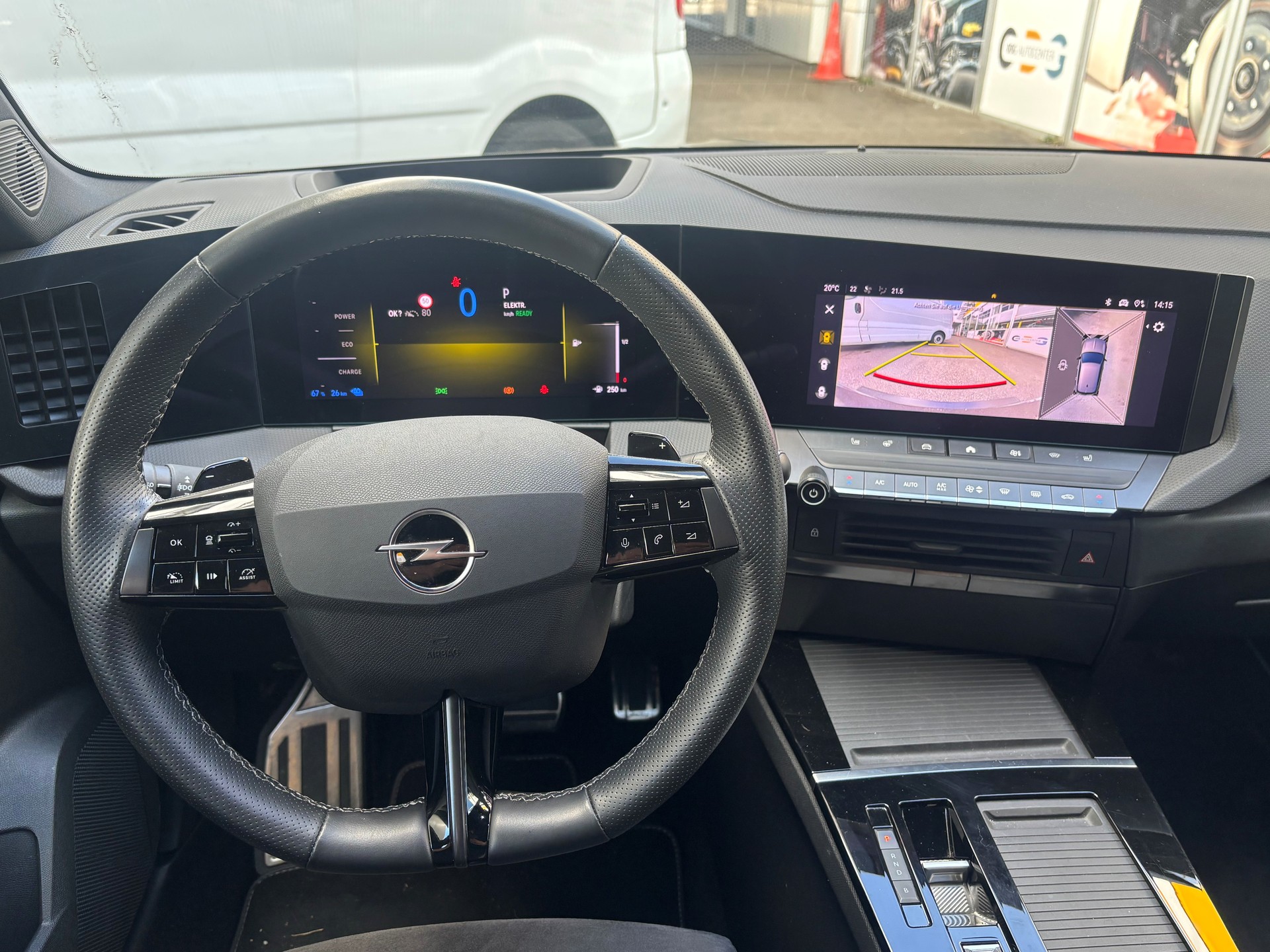 OPEL Astra 1.6 PHEV Turbo GSe A-image-7