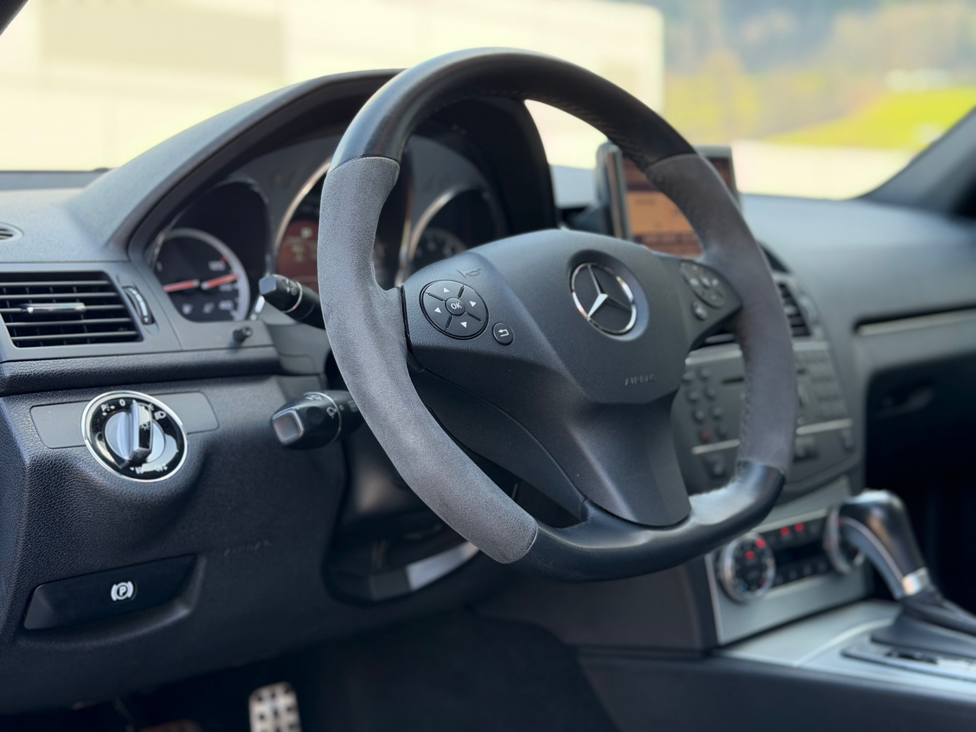 MERCEDES-BENZ C 63 AMG Avantgarde 7G-Tronic Performance-Package-image-27