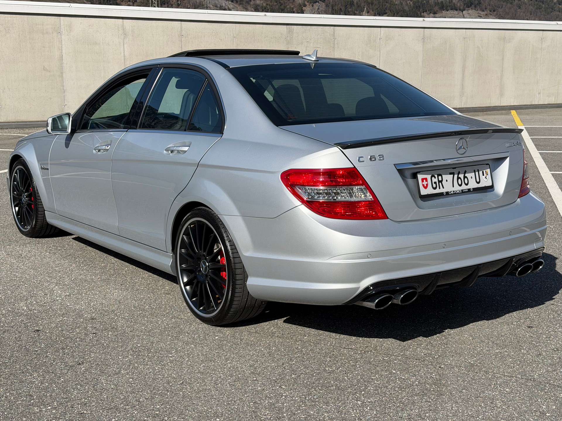 MERCEDES-BENZ C 63 AMG Avantgarde 7G-Tronic Performance-Package-showroom-element-3