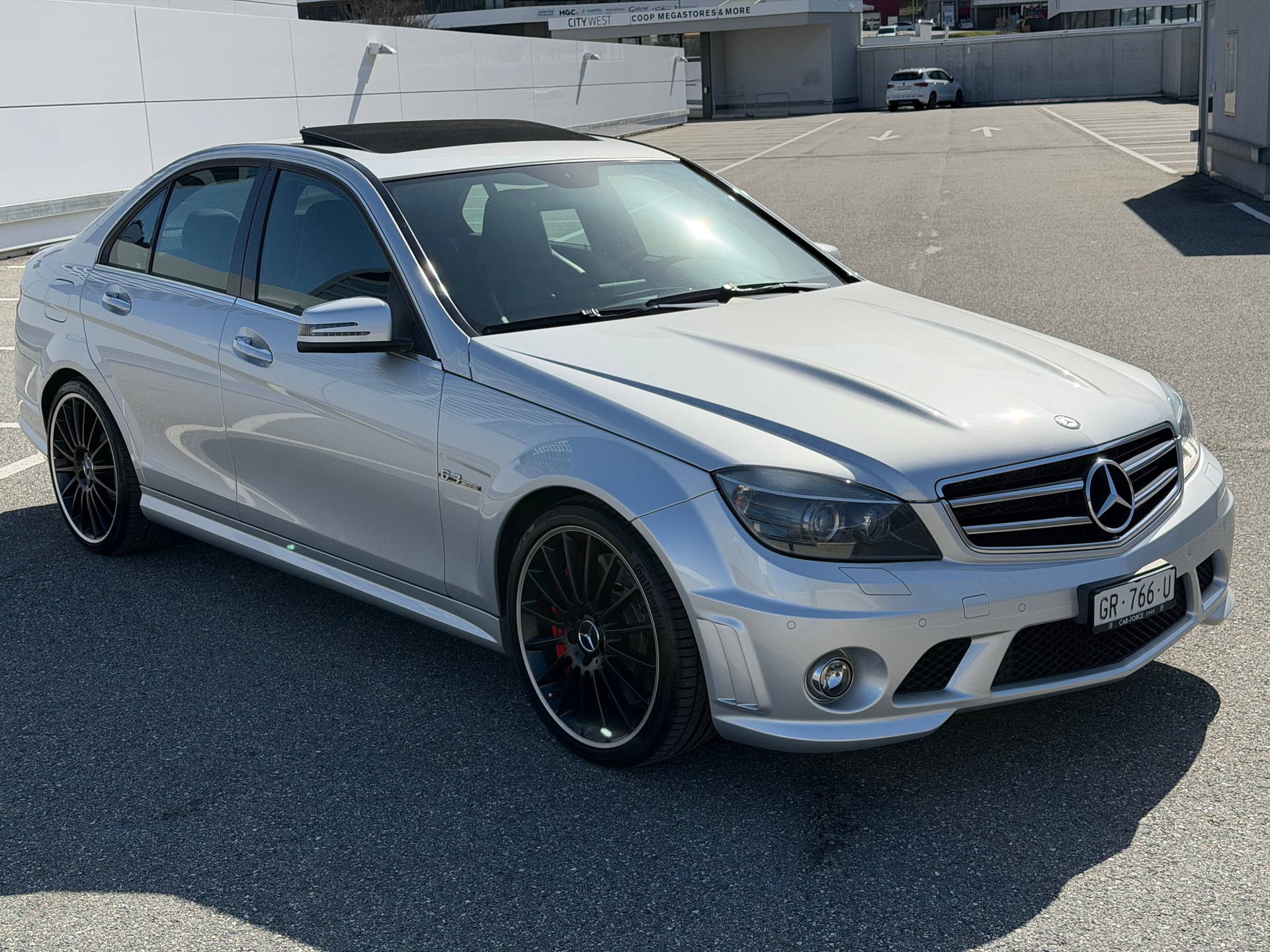 MERCEDES-BENZ C 63 AMG Avantgarde 7G-Tronic Performance-Package-image-7